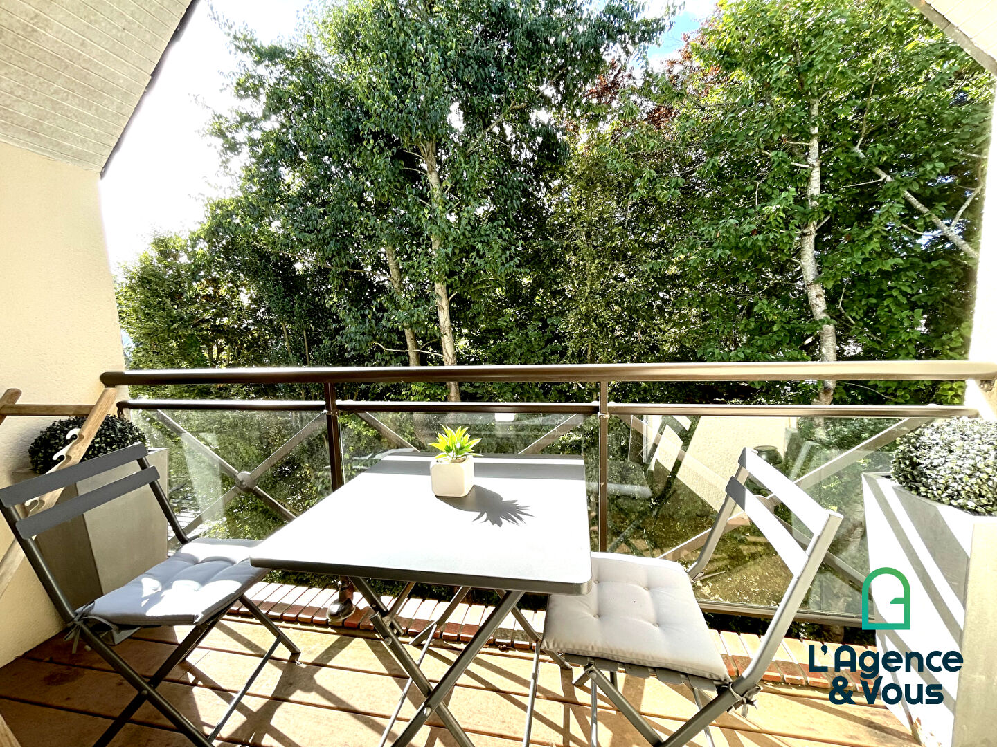 Photo LORIENT - QUARTIER MERVILLE - DUPLEX - ASCENSEUR - GARAGE - PARKING - CAVE image 3/4