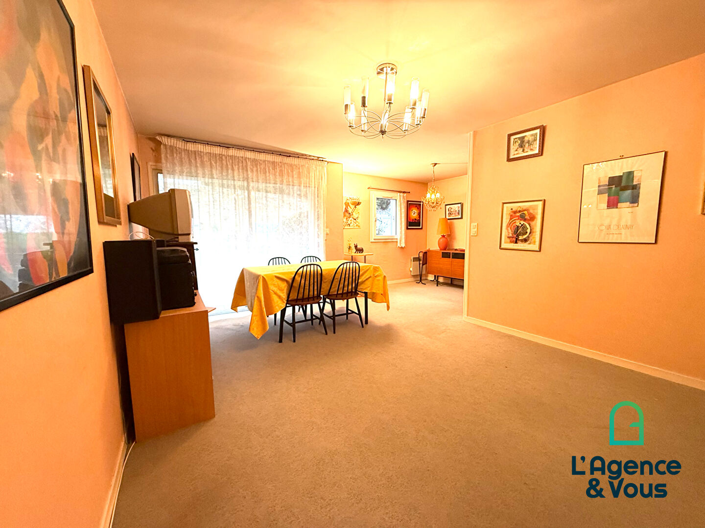 Appartement Lorient 2 chambres avec garage et balcon.