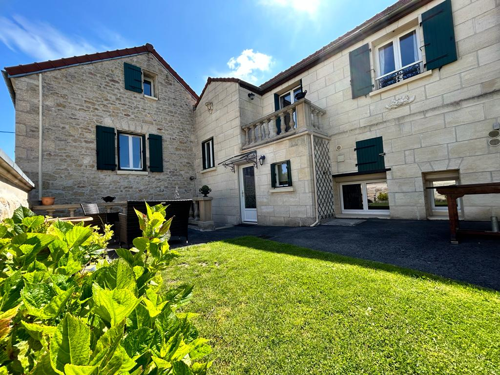 Photo Maison Villers Sous Saint Leu 8 pièce(s) 290 m2 image 2/6