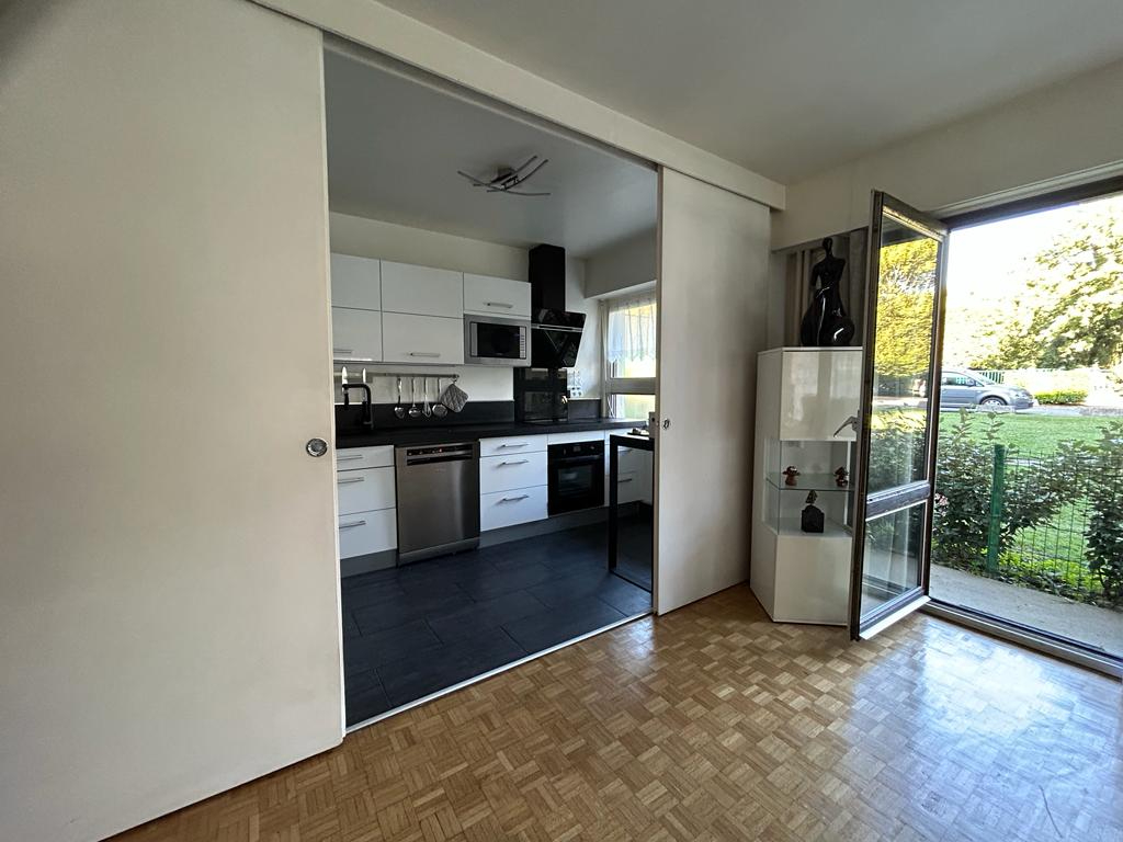 Photo Appartement  5 pièce(s) 110 m2 image 5/6