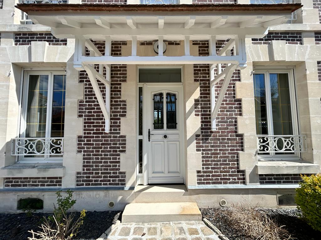 Photo Demeure de prestige Chantilly 400 m2 env. image 5/6