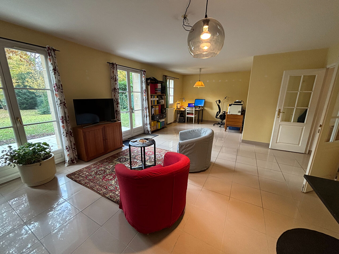 Photo Maison 5 pièces location VINEUIL SAINT FIRMIN disponible décembre 2025 image 3/6