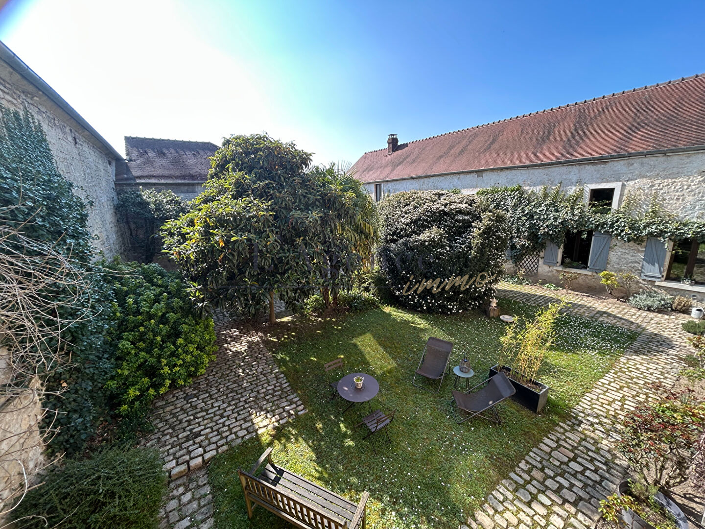 Photo Corps de ferme 550 m2 image 2/6