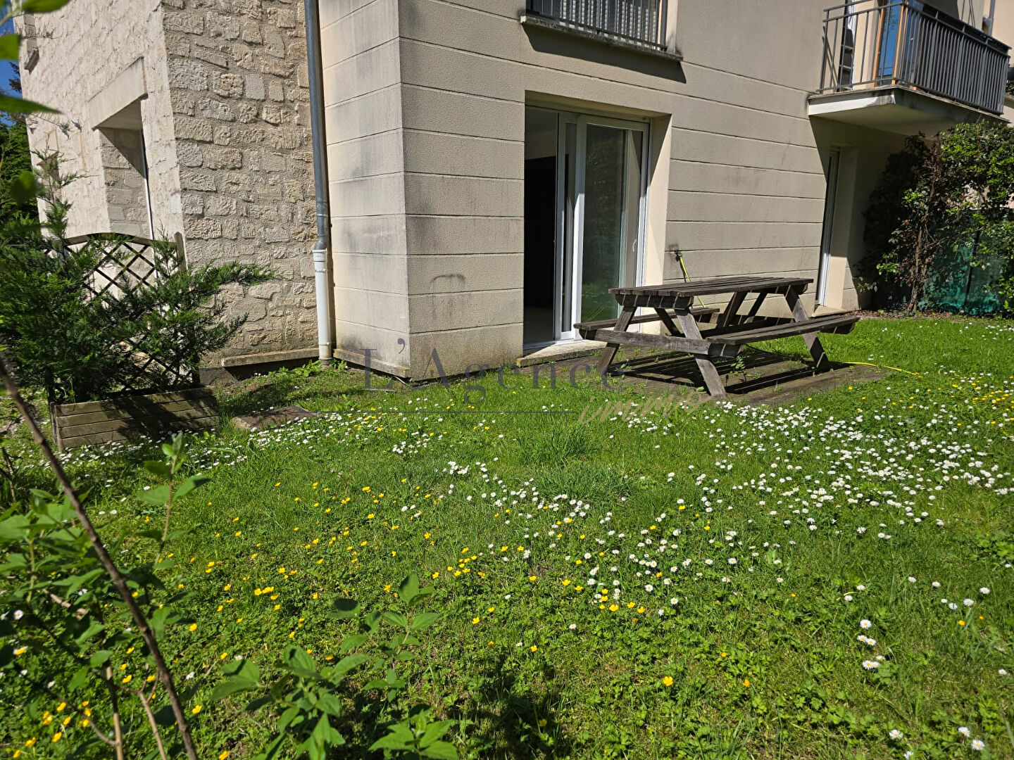Appartement F2 avec Jardin