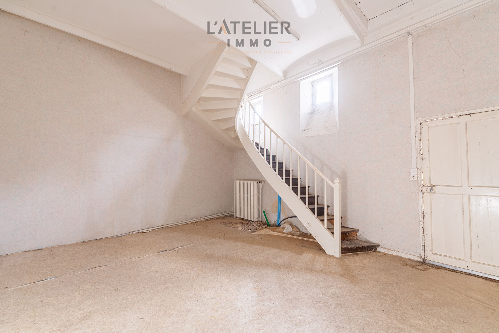 Photo Maison à rénover avec stationnement privatif  - Laon Ville Haute image 4/6