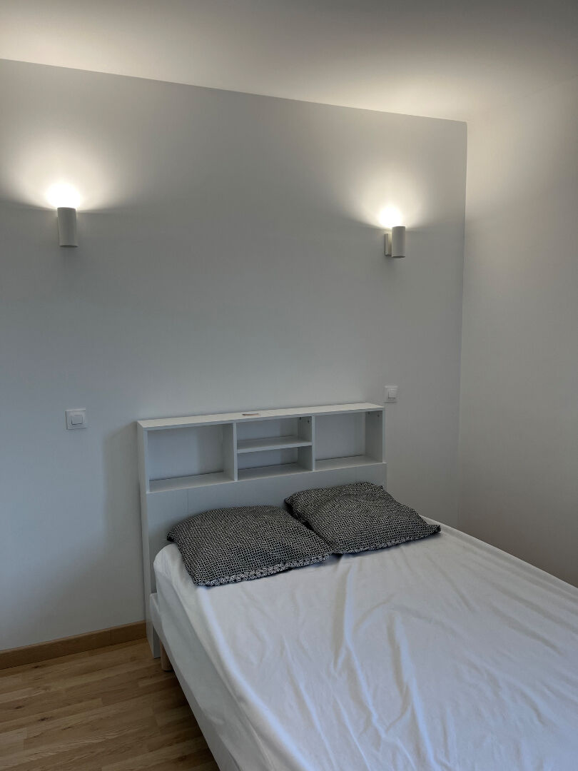 Photo EN EXCLUSIVITÉ - COLOCATION - dernière chambre de disponible  sa salle de douche privative image 3/6