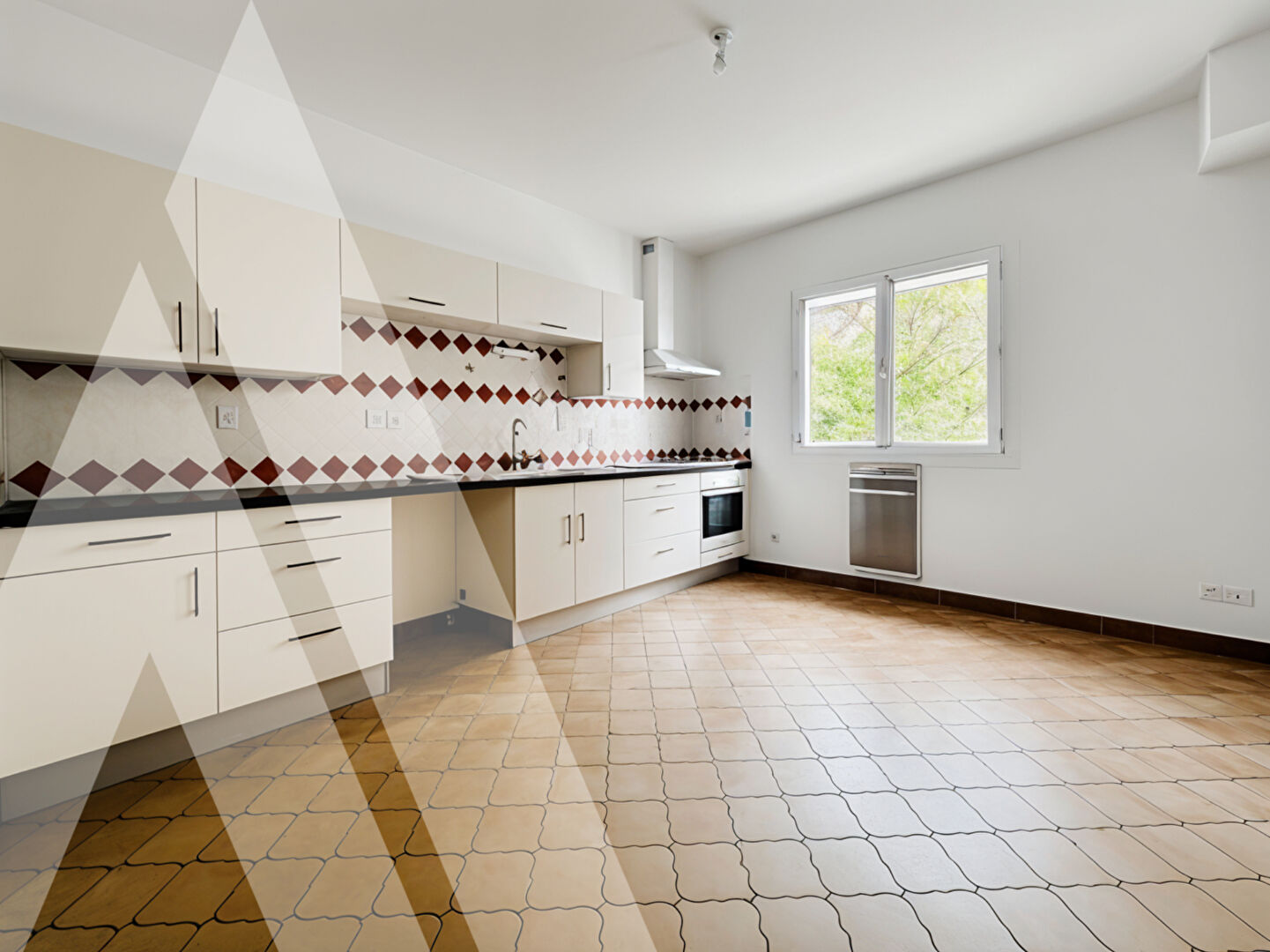 Photo À vendre - Maison familiale à Écuillé, à seulement 25 min d'Angers image 2/6