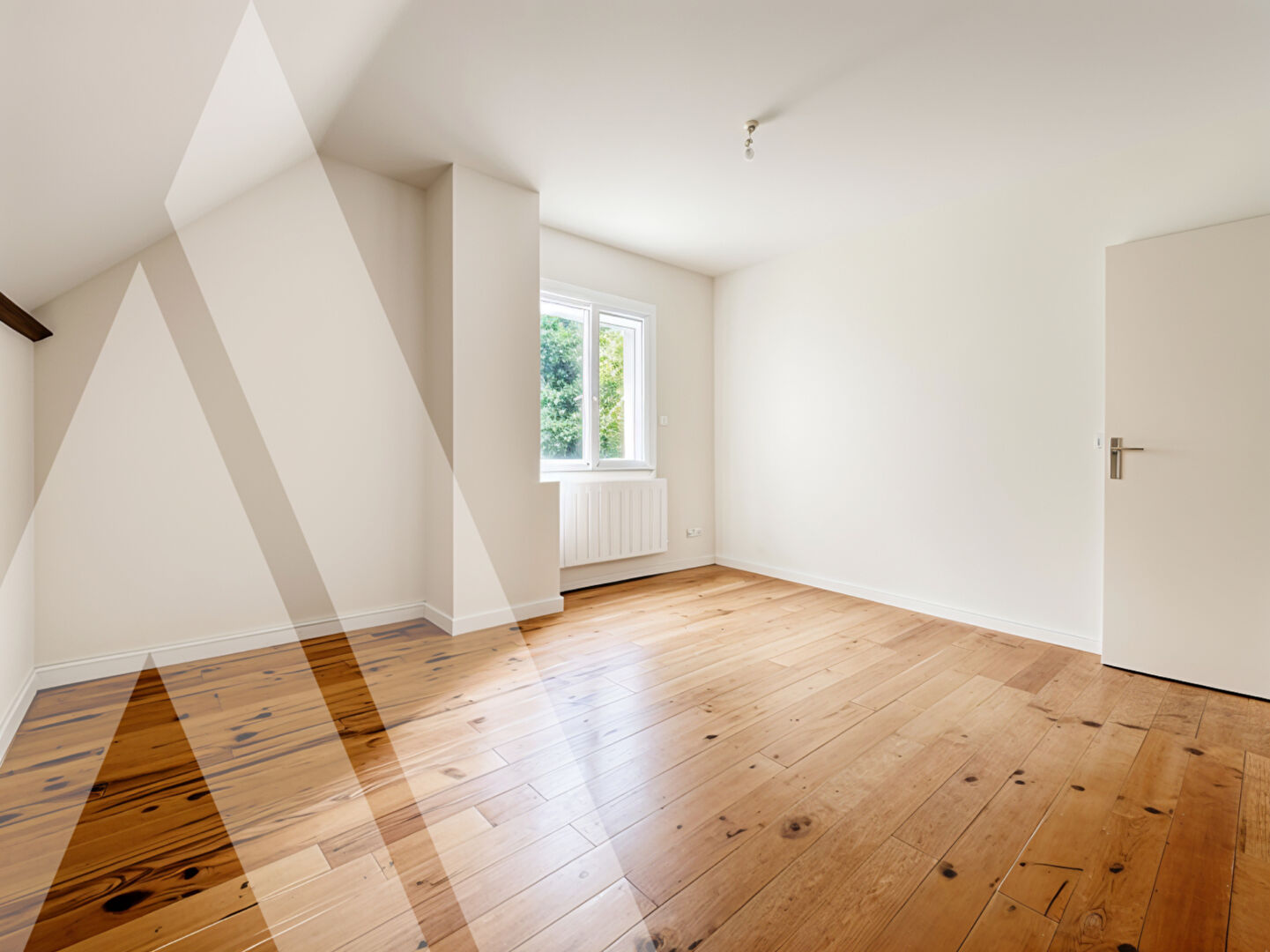 Photo À vendre - Maison familiale à Écuillé, à seulement 25 min d'Angers image 5/6