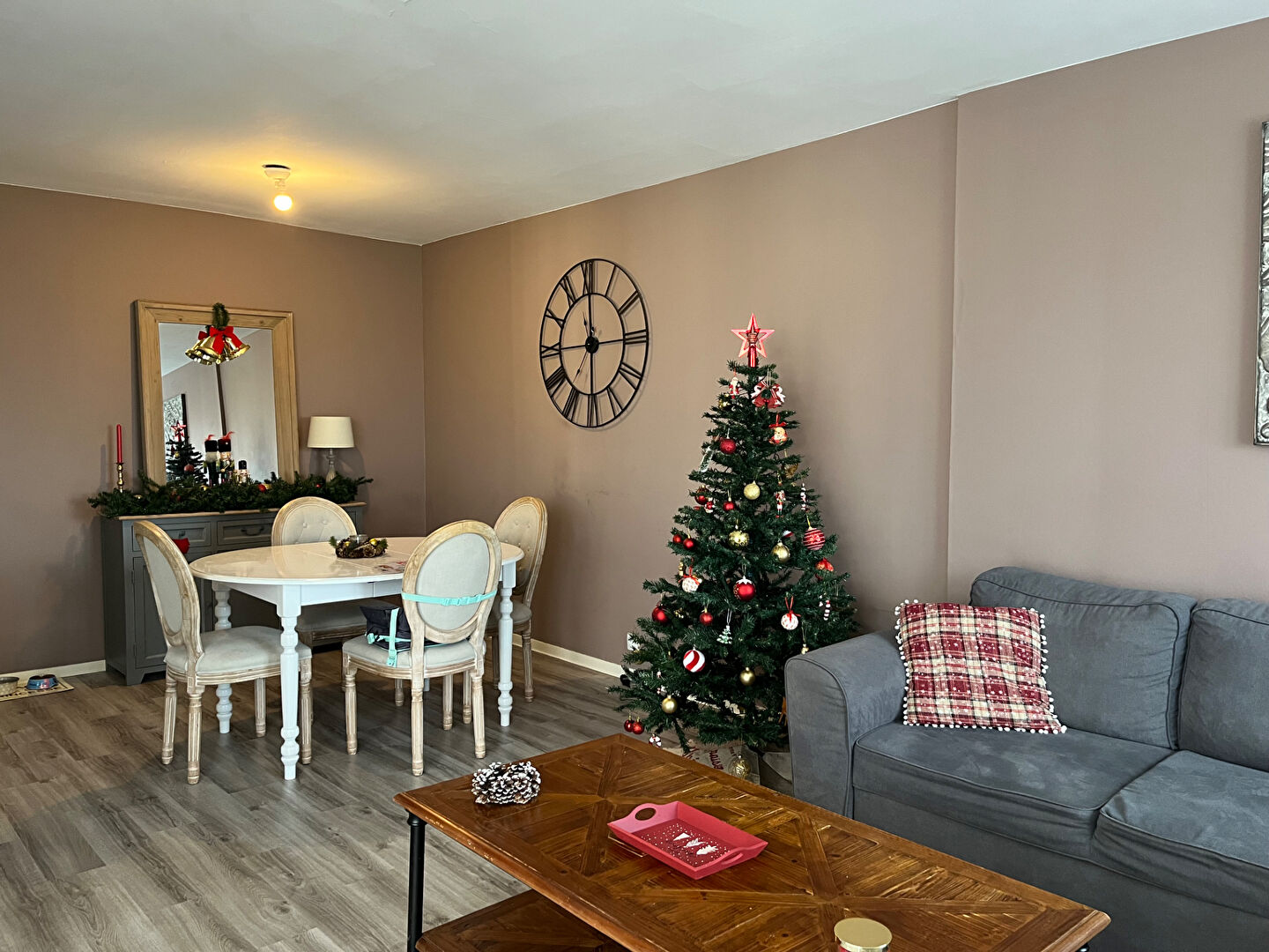 Photo RÉSIDENCE LES POLYGONES - Appartement Reims 6 pièces - 4 chambres - 2 balcons - Parking - Cellier image 2/6