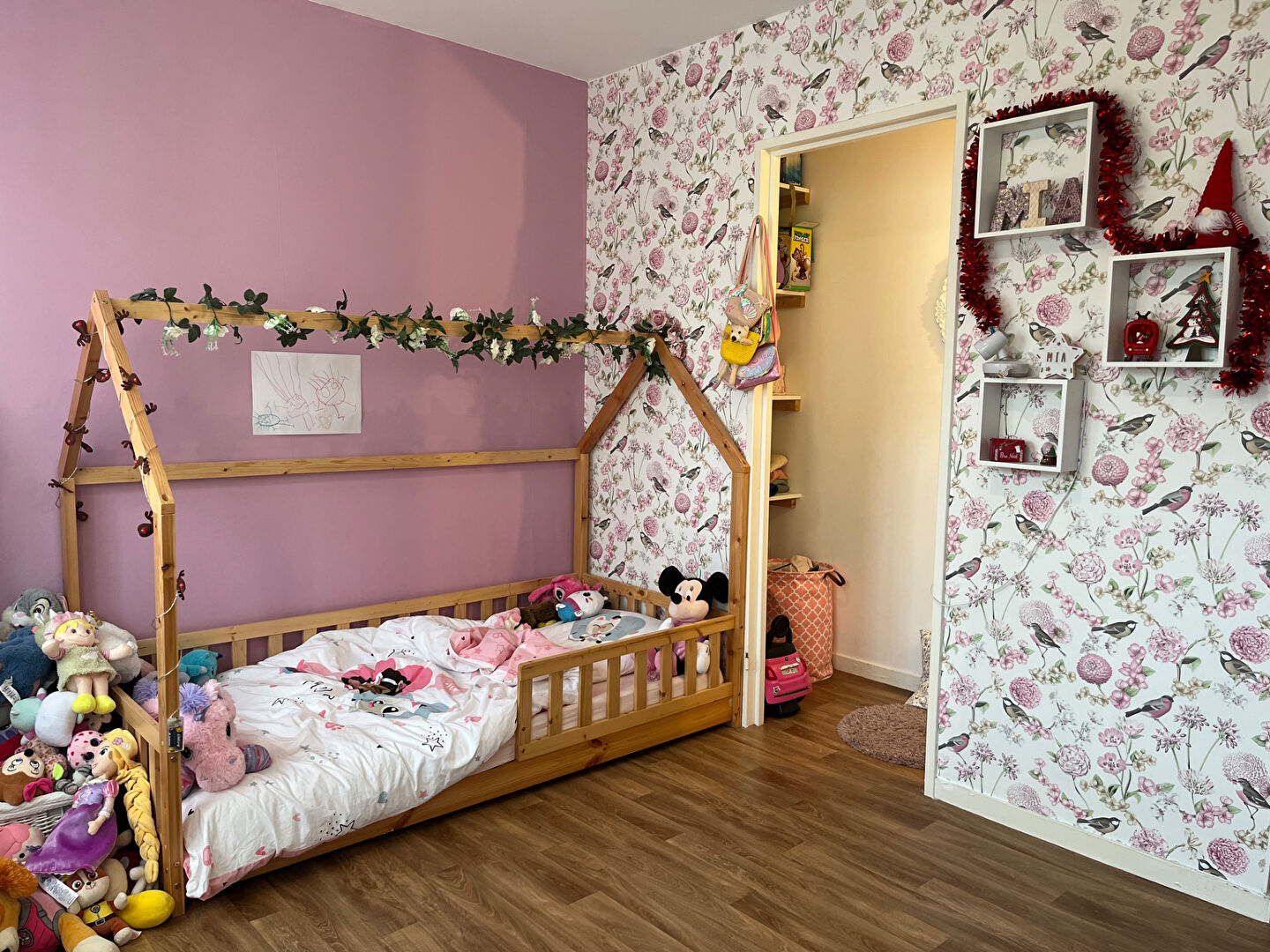 Photo RÉSIDENCE LES POLYGONES - Appartement Reims 6 pièces - 4 chambres - 2 balcons - Parking - Cellier image 5/6