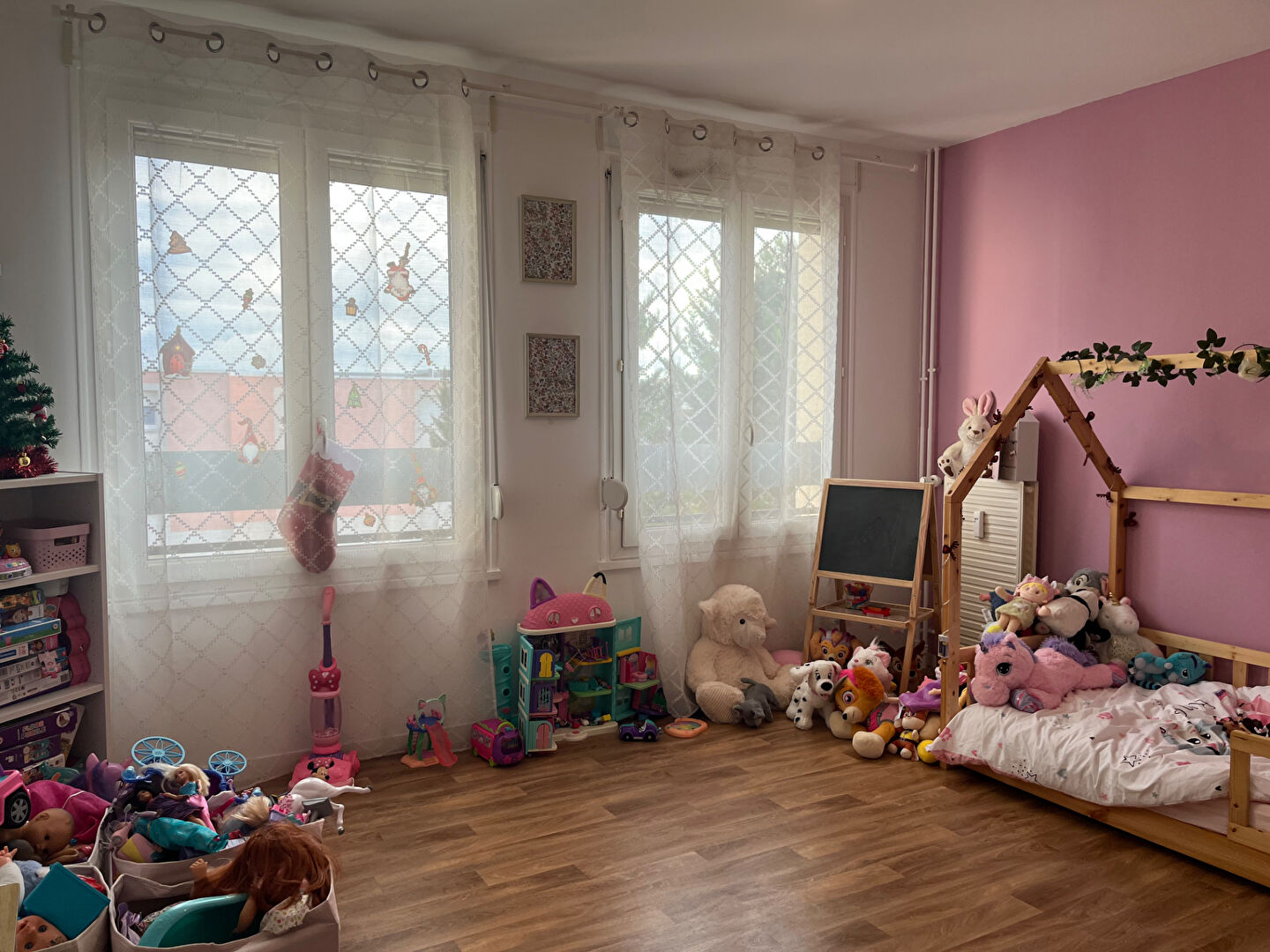 Photo RÉSIDENCE LES POLYGONES - Appartement Reims 6 pièces - 4 chambres - 2 balcons - Parking - Cellier image 6/6