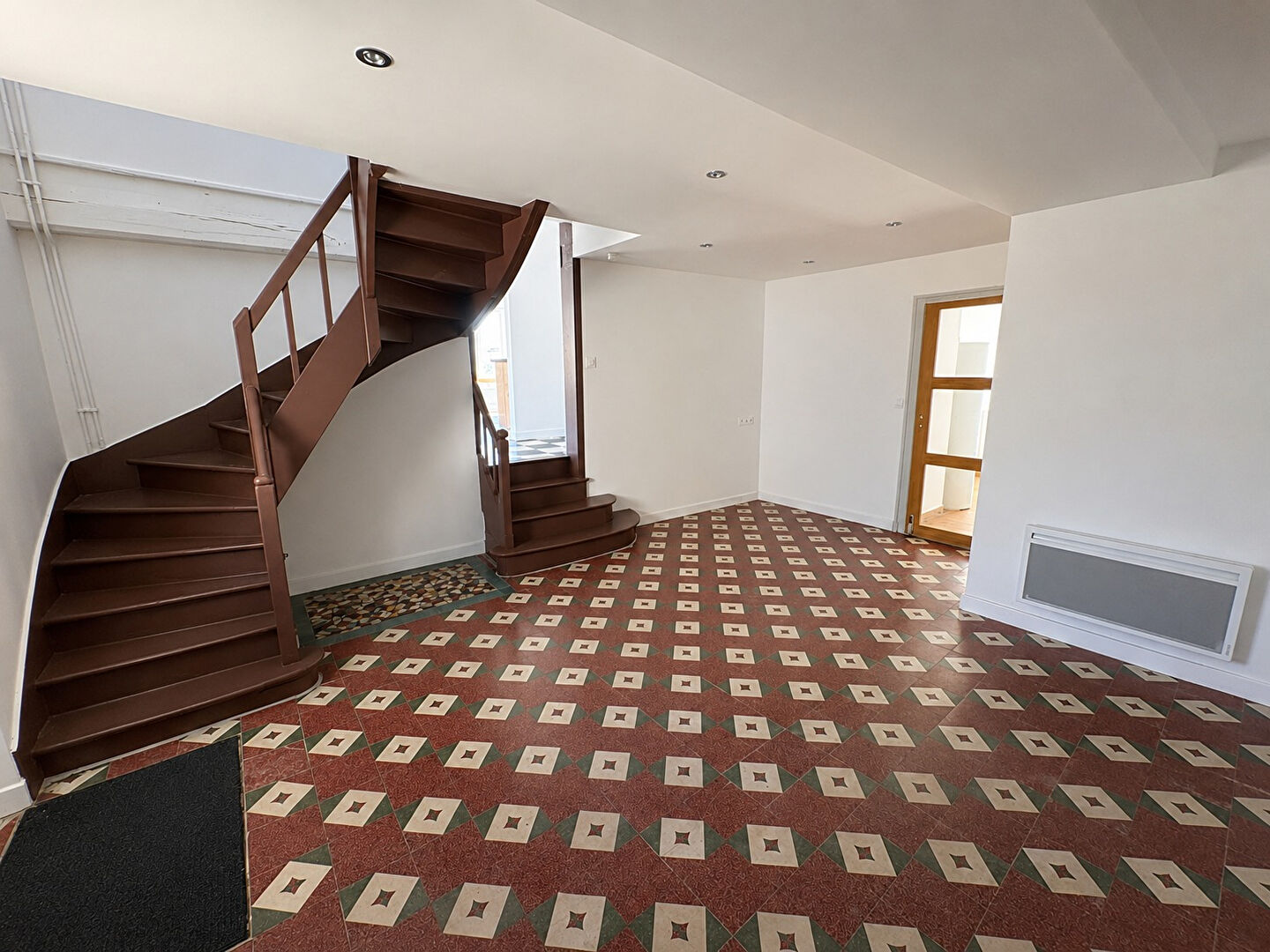 Maison 3 chambres entièrement rénovée à 10 minutes de Chateau-Gontier