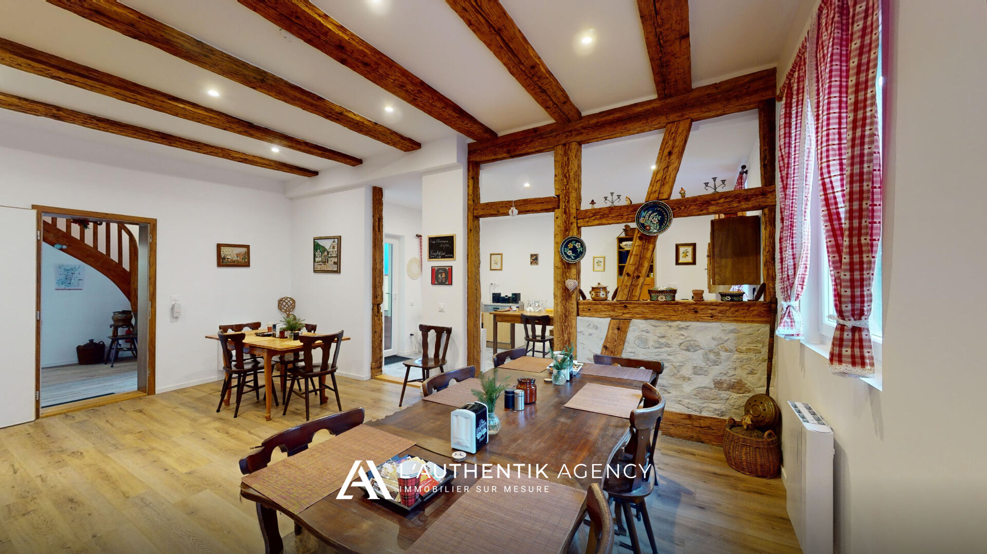 Photo Corps de ferme avec chambres d'hotes à Rosheim image 2/6