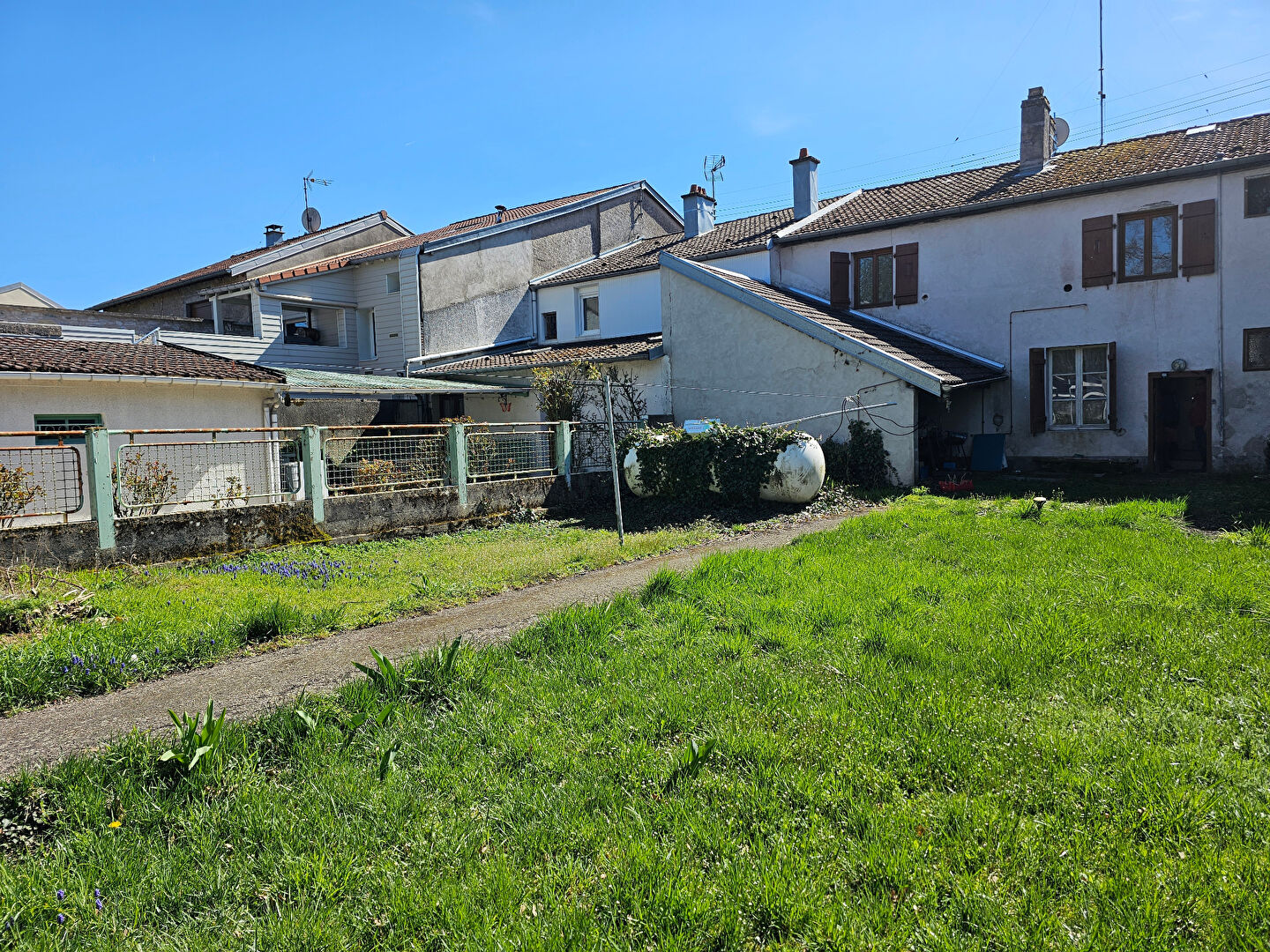 Maison Charmes 5 pièce(s) 99 m2