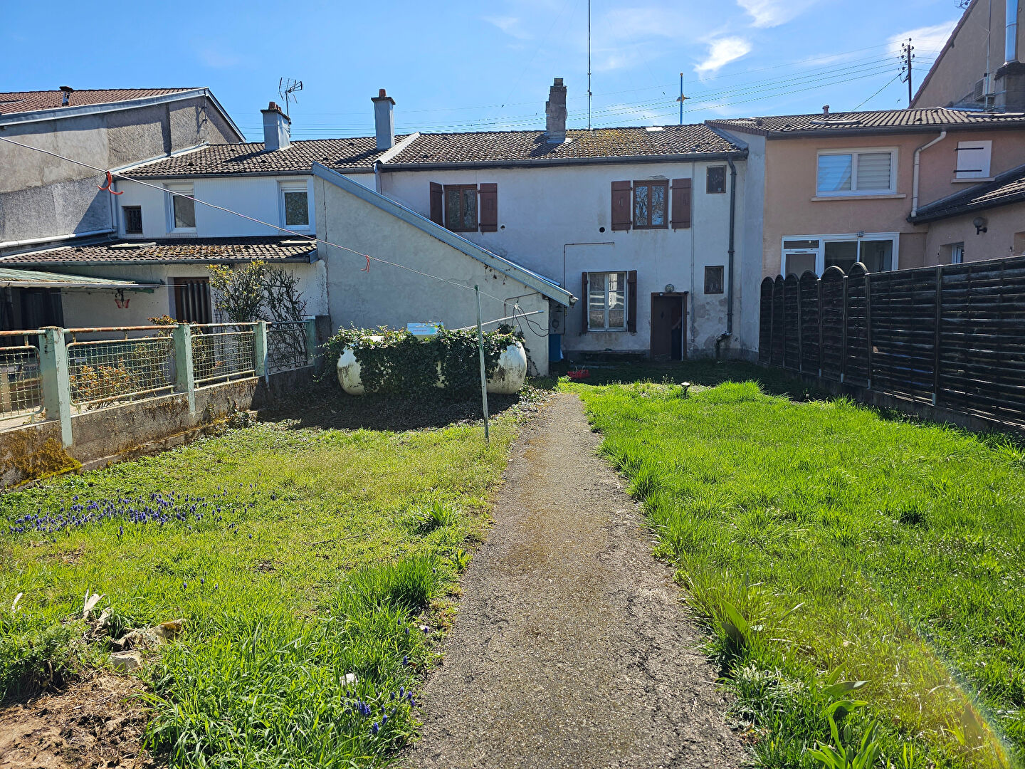 Photo Maison Charmes 5 pièce(s) 99 m2 image 2/6