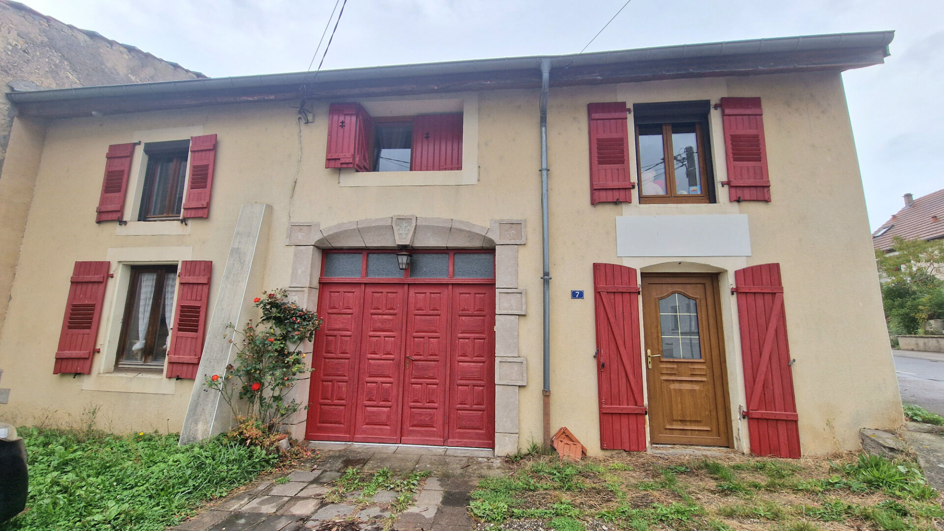 MAISON DE VILLAGE AU COEUR DU SAINTOIS