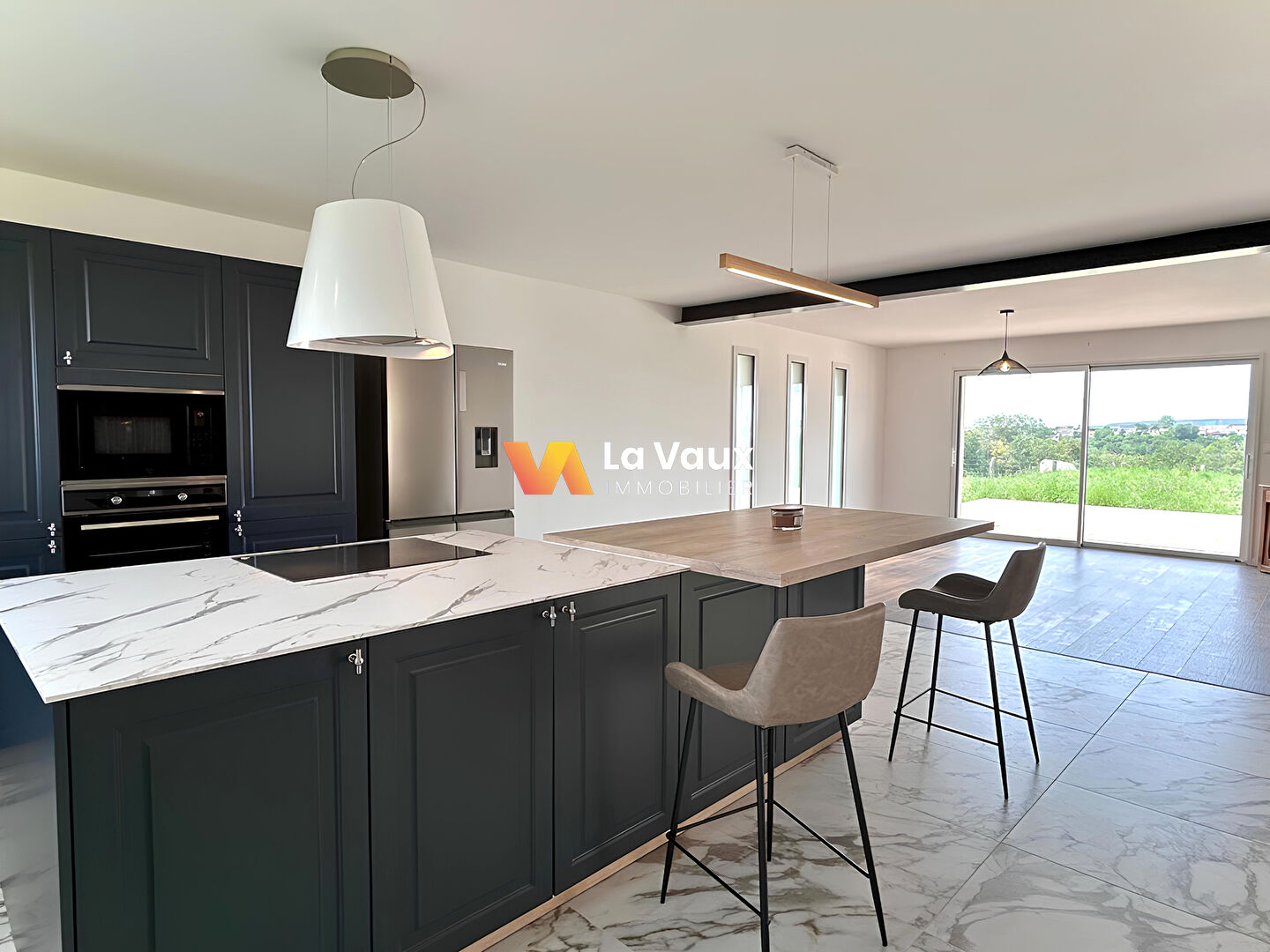 Photo Pavillon récent de 205 m² habitables image 2/6