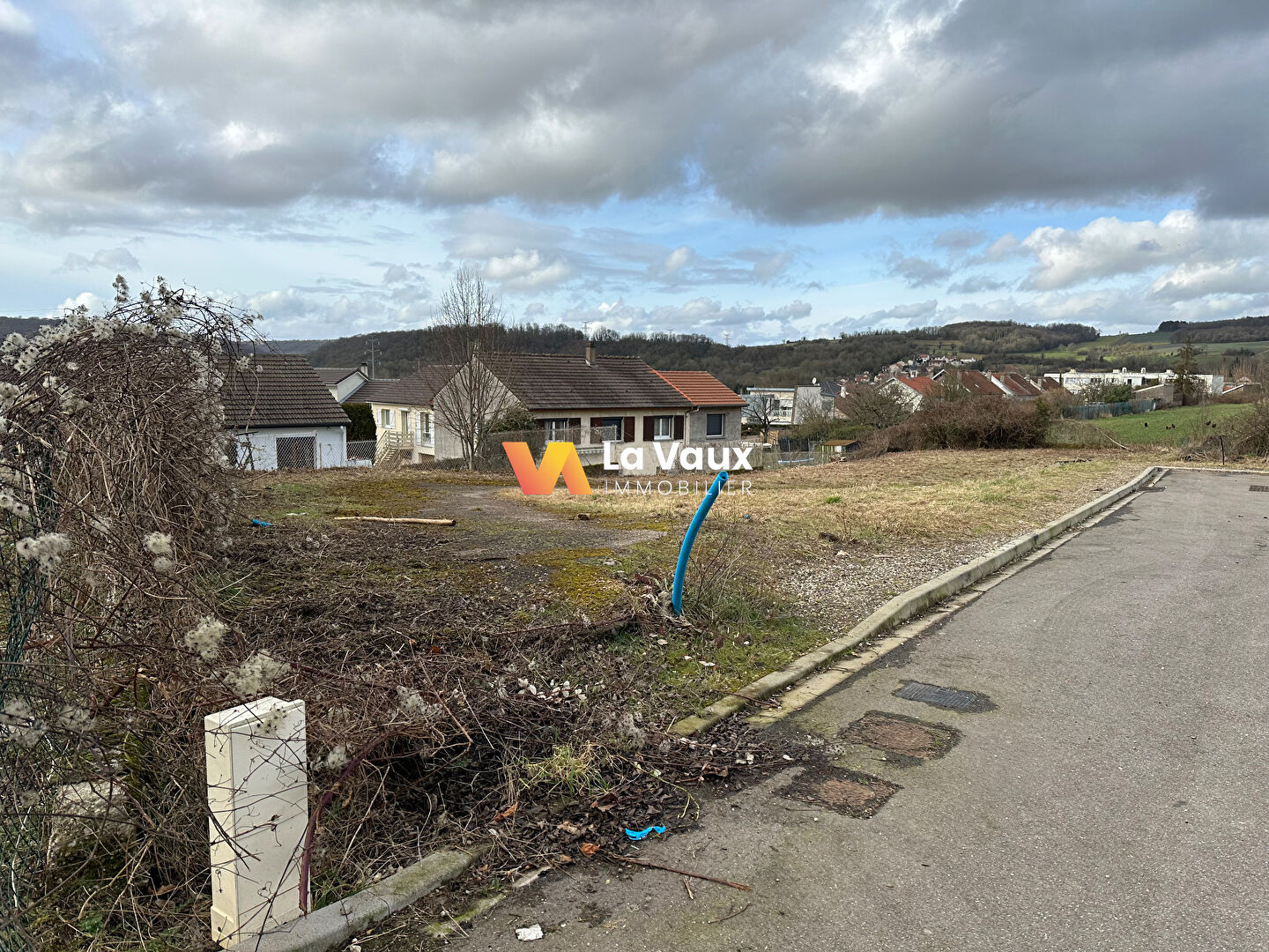 Terrain constructible, viabilisé de 456m2