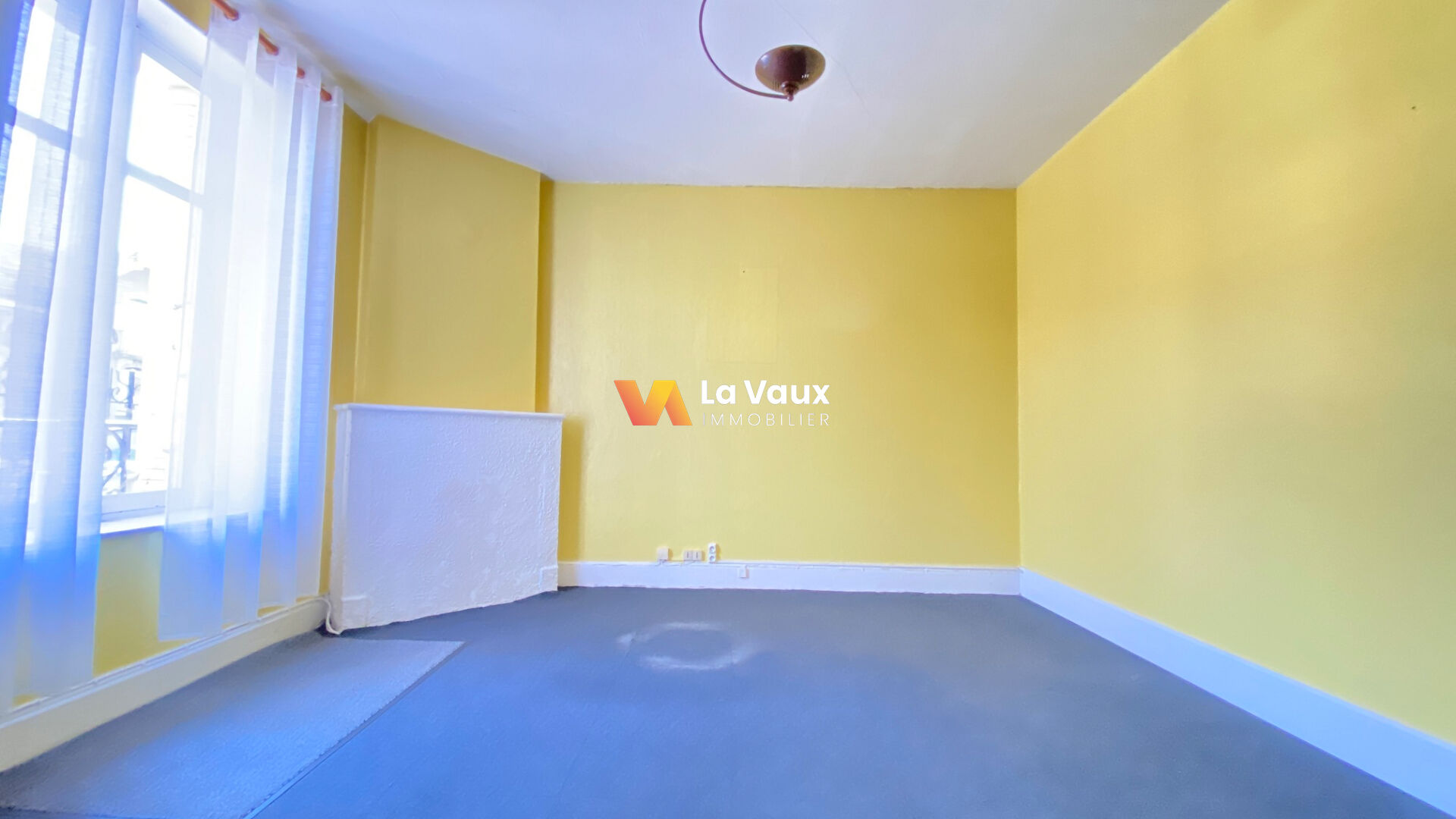 Photo Bouxières-Aux-Dames, ensemble immobilier de 243m2, 13 pièces, parcelle de 1000m2 image 6/6