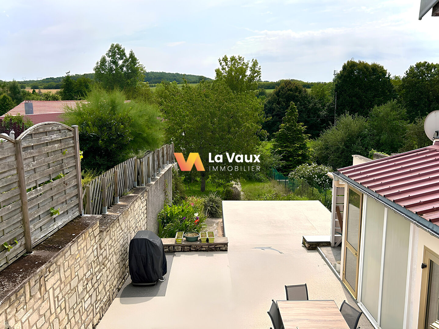 Maison Xirocourt 6 pièces 172 m2, Terrasse, Jardin.