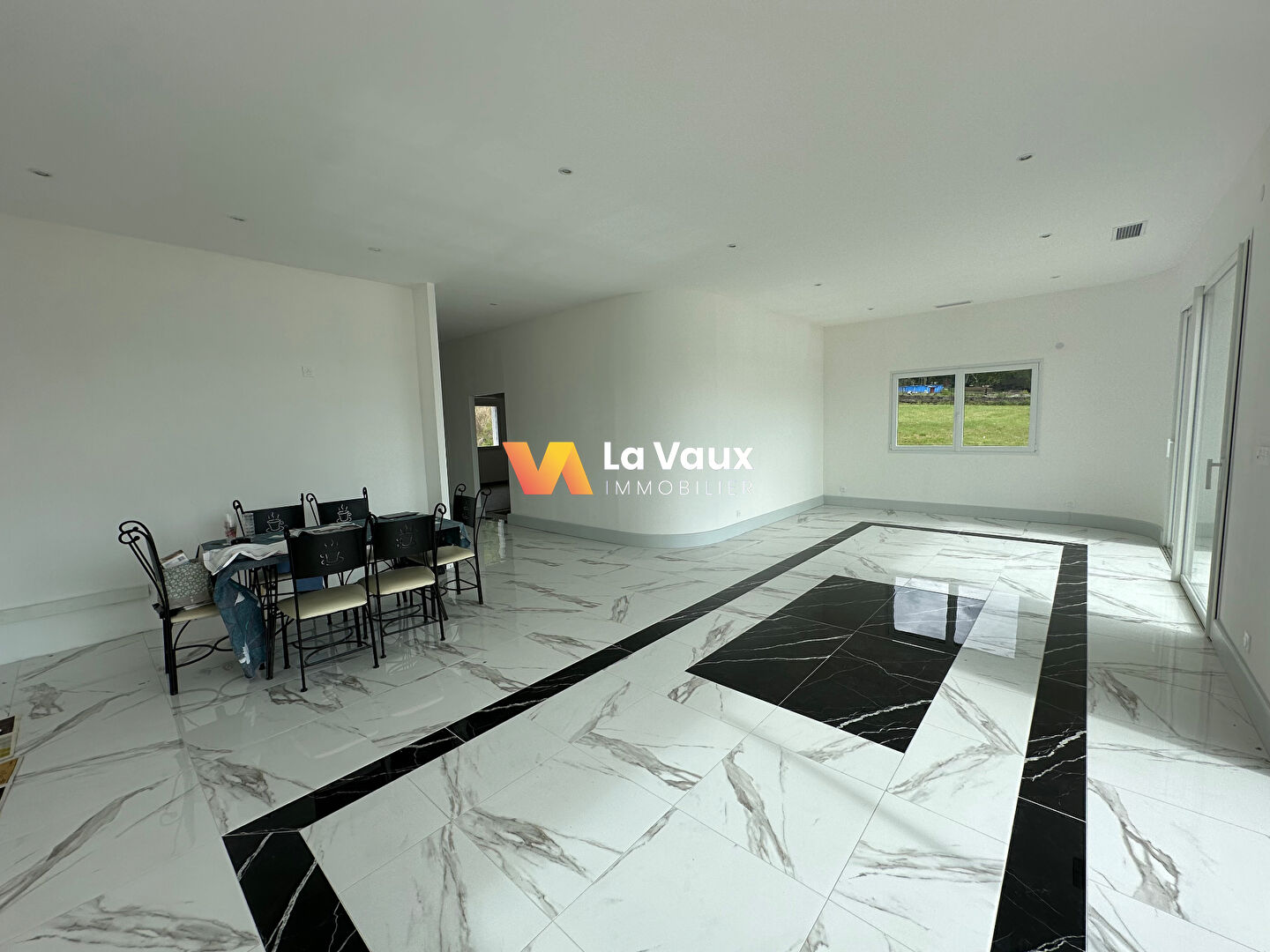 Photo Maison neuve, Moncel Sur Seille, 6 pièces, 149 m2 image 4/6