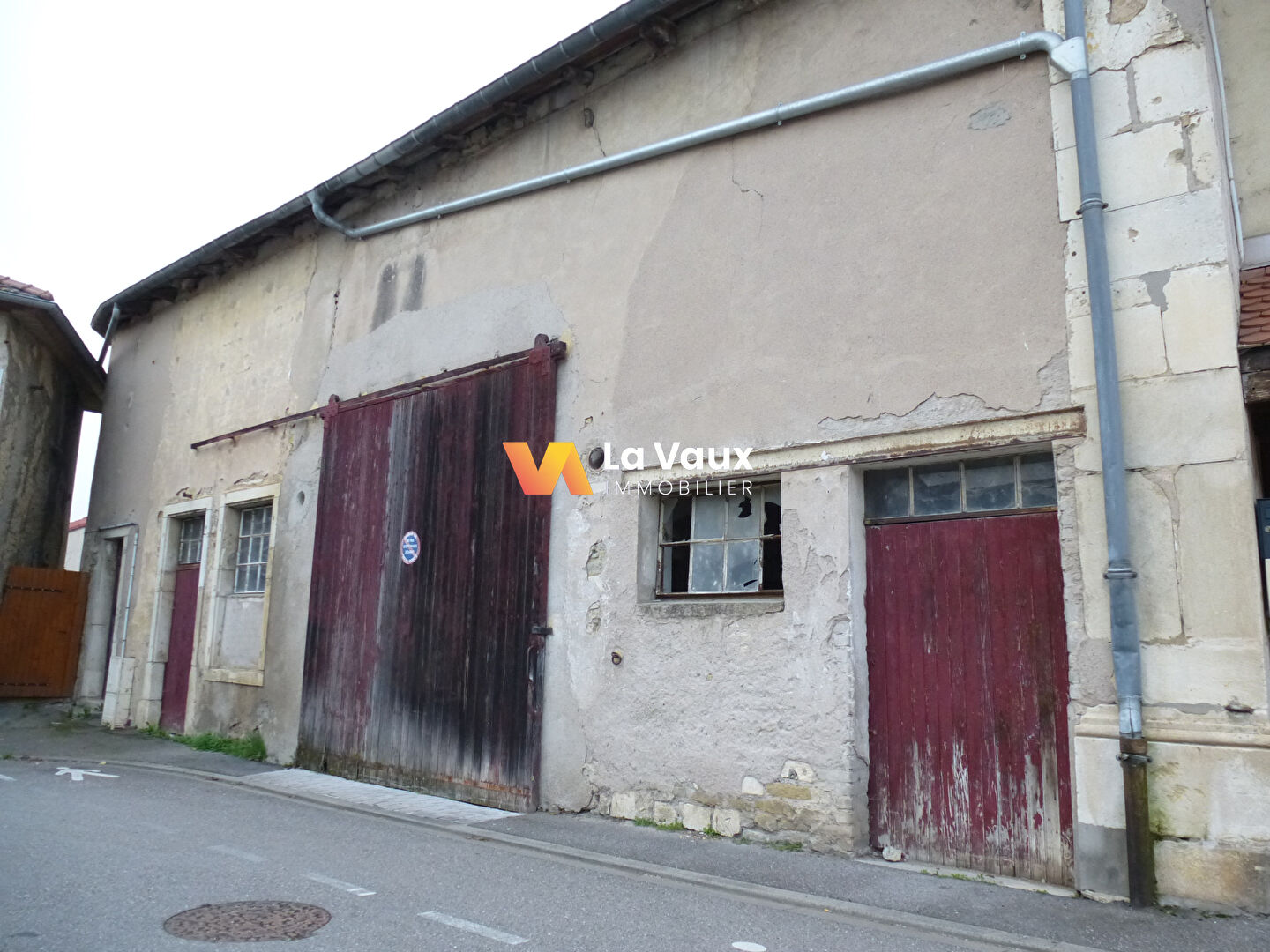 Photo MAISON PULLIGNY-CENTRE 4 pièces 107 m2 et TERRAIN plat de 3913 m² image 4/6