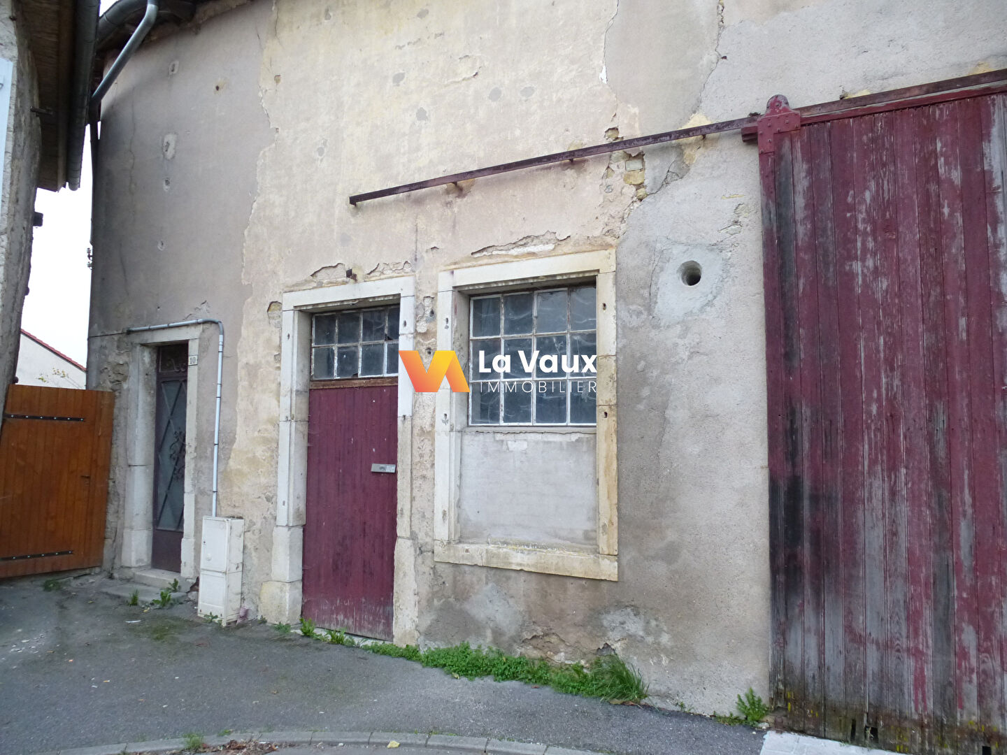 Photo MAISON PULLIGNY-CENTRE 4 pièces 107 m2 et TERRAIN plat de 3913 m² image 6/6