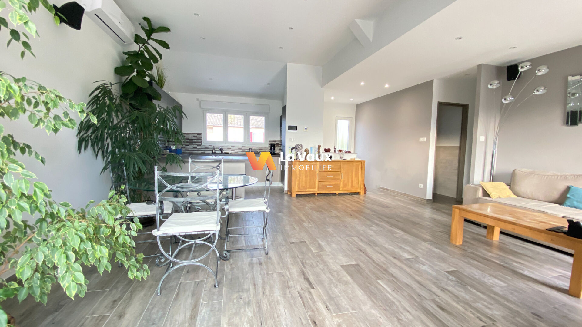 Maison Bouxières Aux Dames 7 pièces 140 m2,  4 chambres, studio, garage et 4 places de stationnement privatif