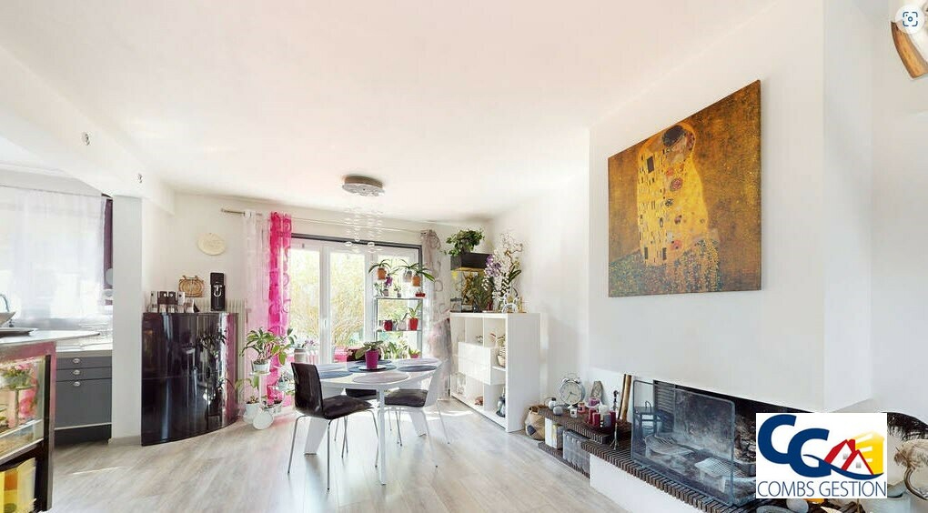 Agence immobilière de La Vitrine de l'Immobilier Combs-la-ville