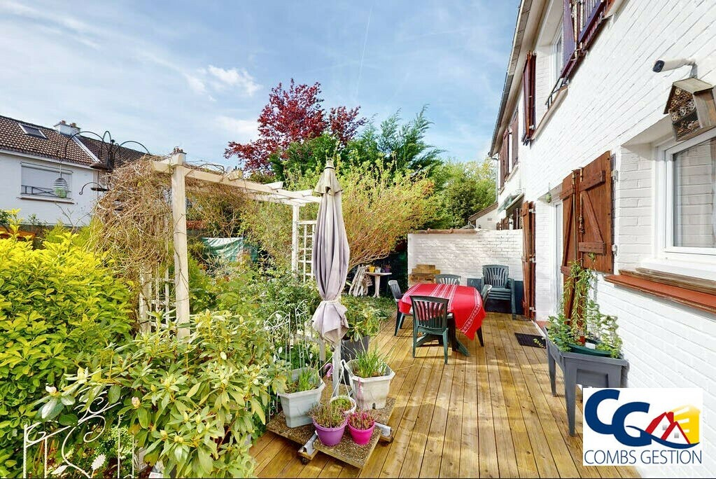 Agence immobilière de La Vitrine de l'Immobilier Combs-la-ville