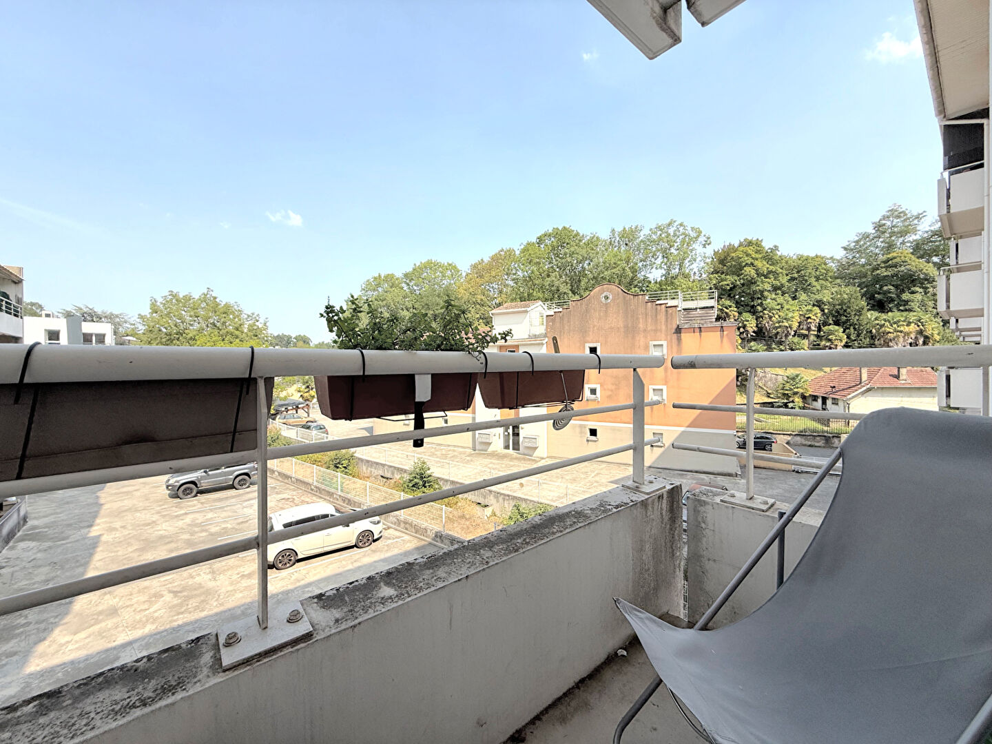 Photo Appartement 2 pièces 39 m² Billere - RENDEMENT BRUT : 6.8% image 2/5