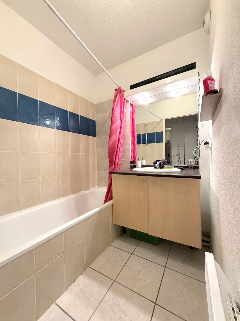 Photo Appartement 2 pièces 39 m² Billere - RENDEMENT BRUT : 6.8% image 5/5