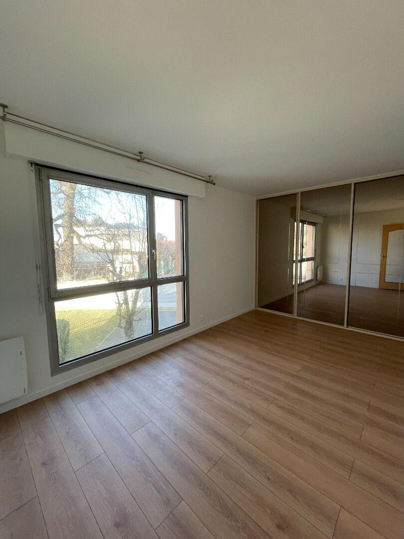 Photo Appartement Gagny 5 pièce(s) 93 m2 image 5/6