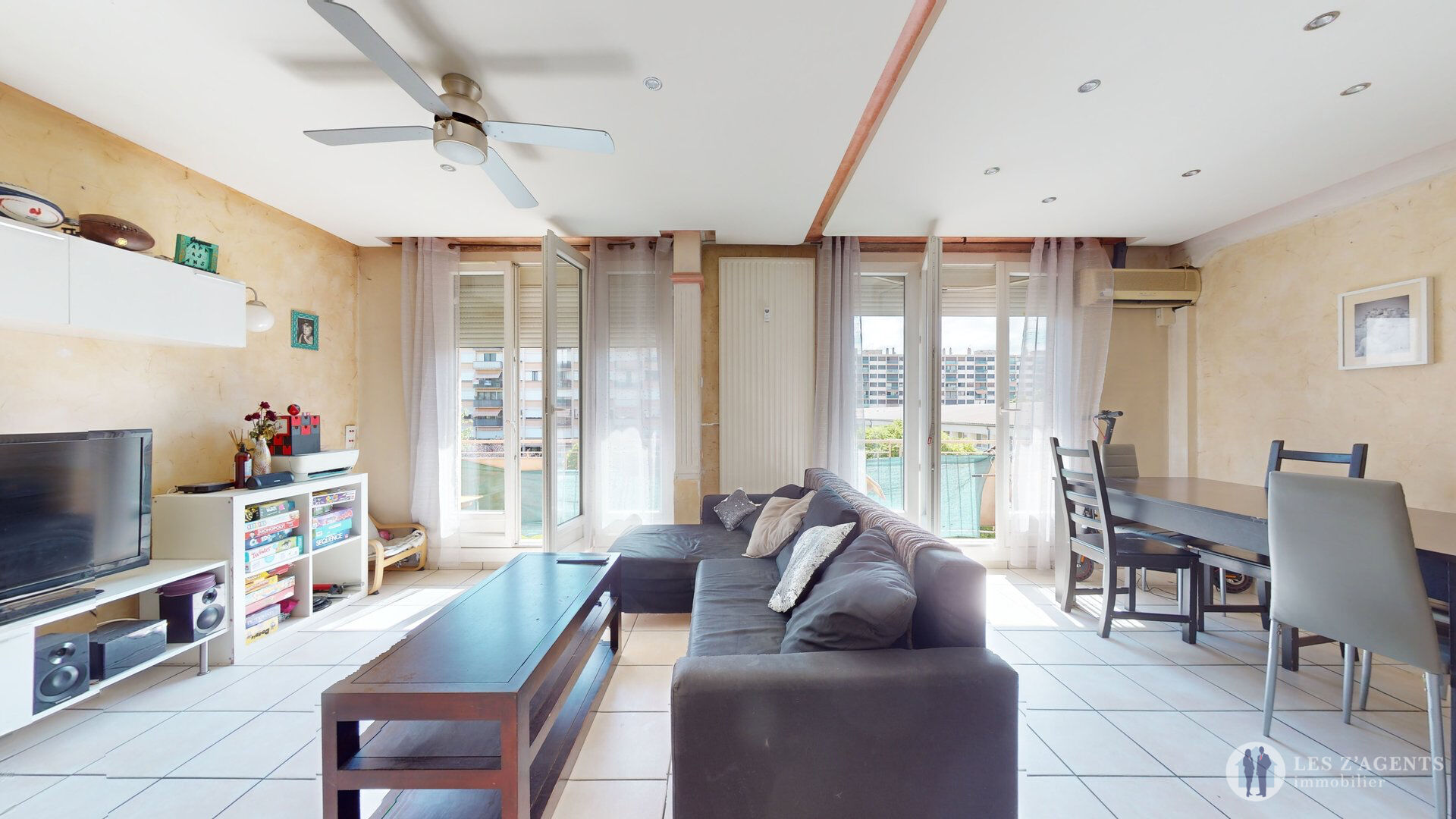 Photo Appartement Échirolles  5 pièces 80 m2, rue Danielle Casanova image 1/6