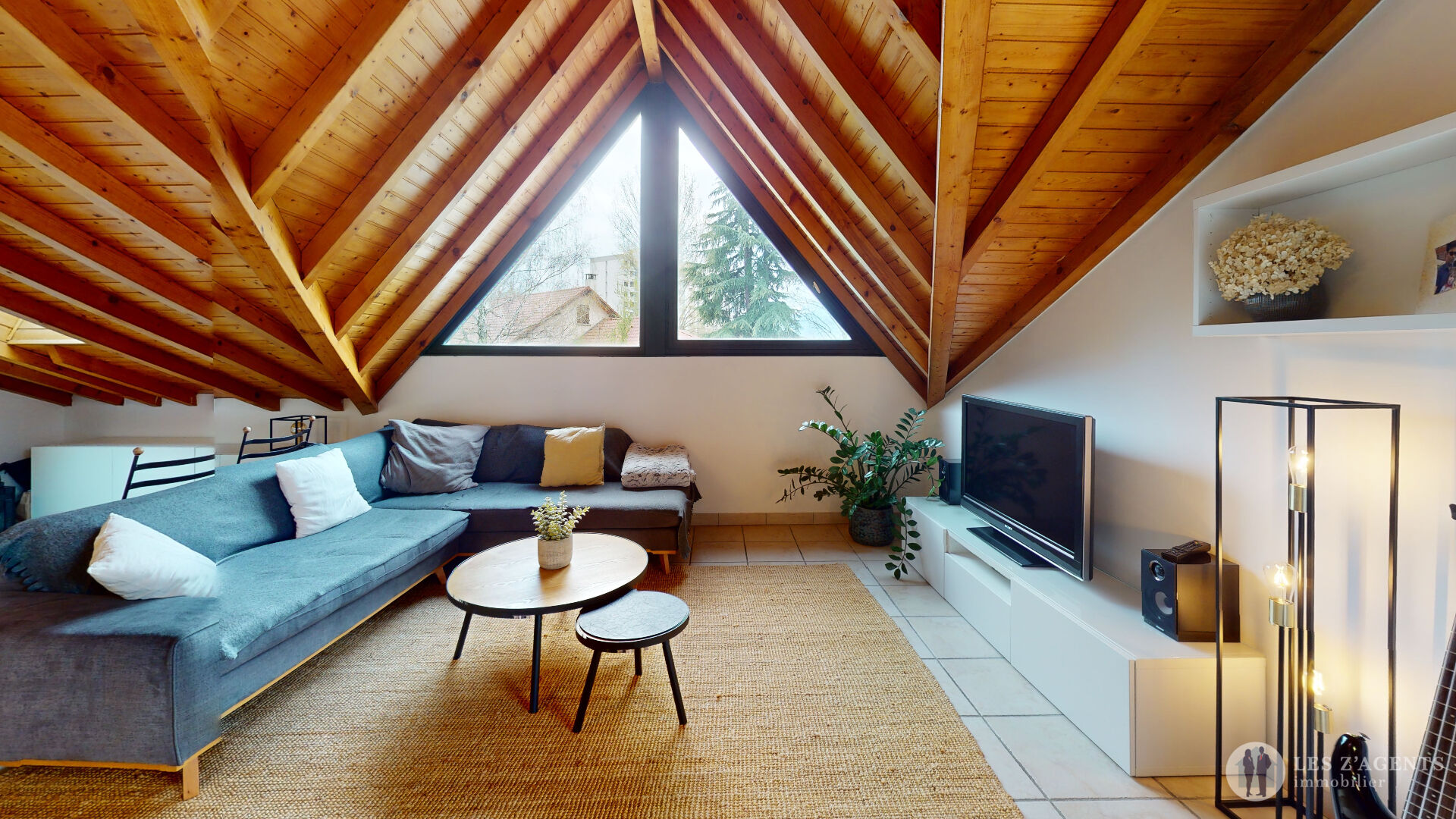 Photo Maison Echirolles 4 pièces de 183m² + studio indépendant image 2/6