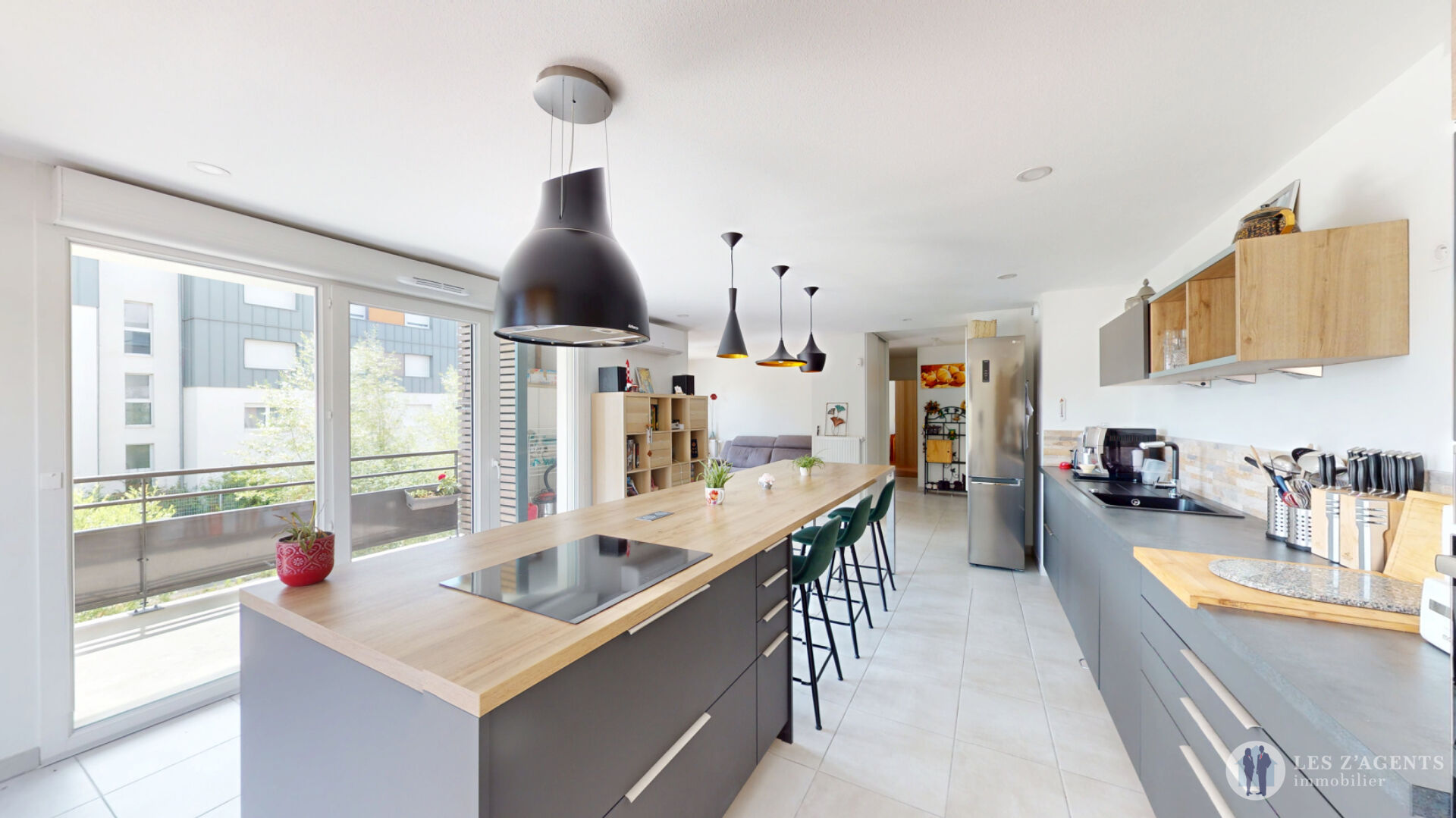 Photo Appartement T4 transformé en T3 avec extérieur de 38 m² Résidence récente de 2019 image 3/6