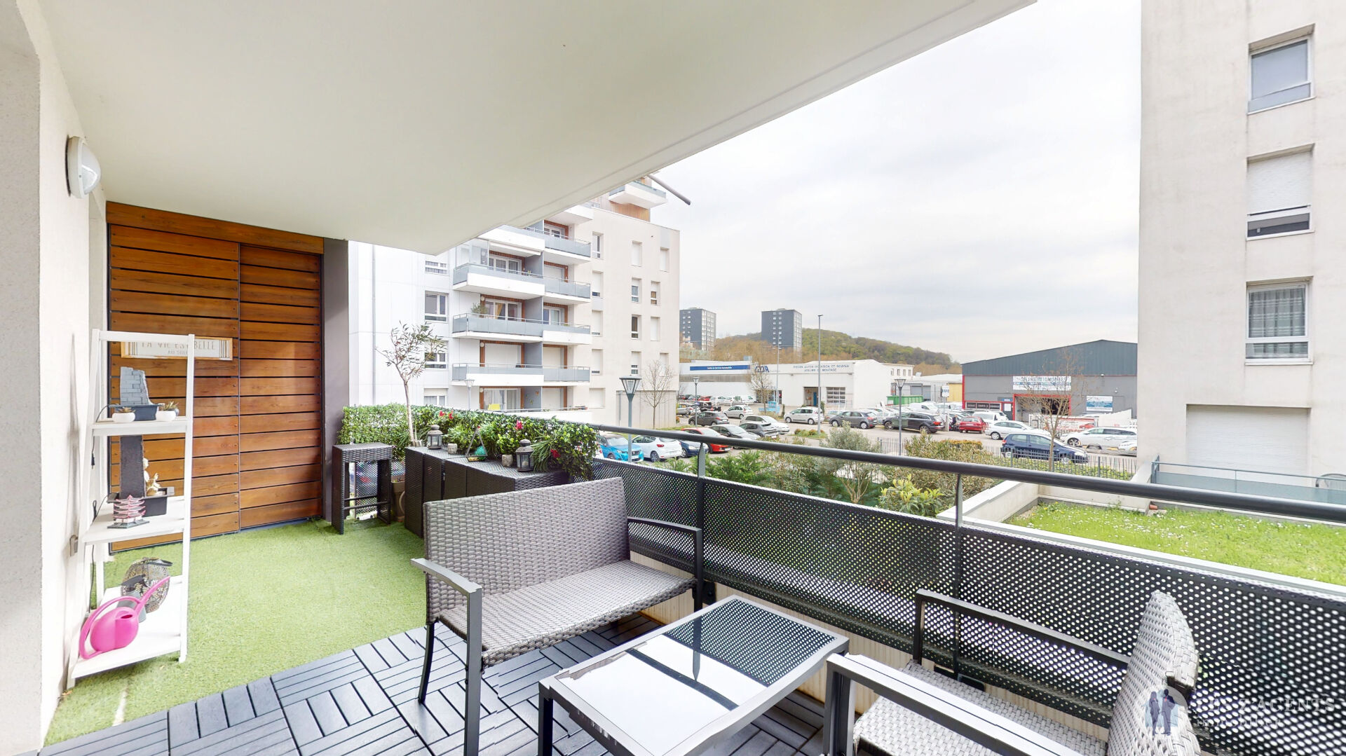 Photo Appartement T4 lumineux avec terrasse et garage double image 1/6