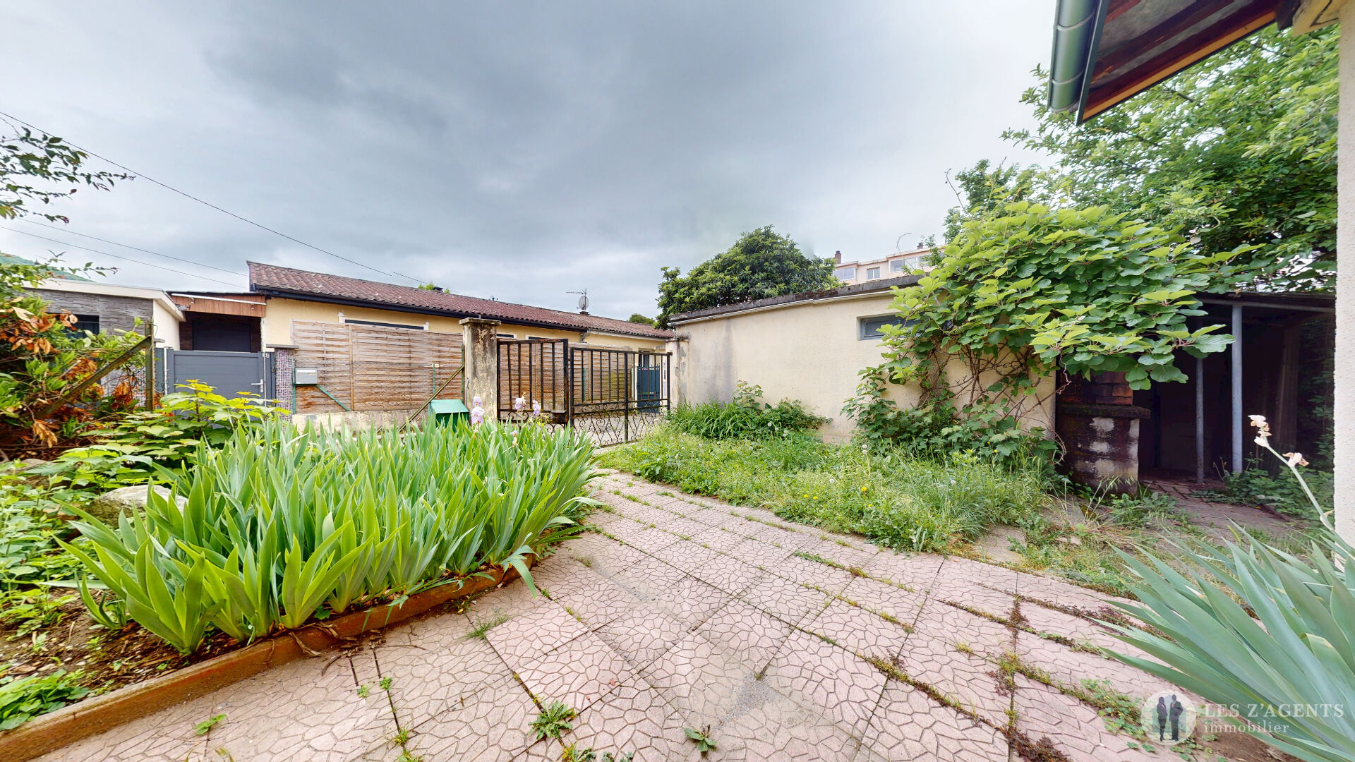 Photo MAISON PLAIN PIEDS A RENOVER image 2/6