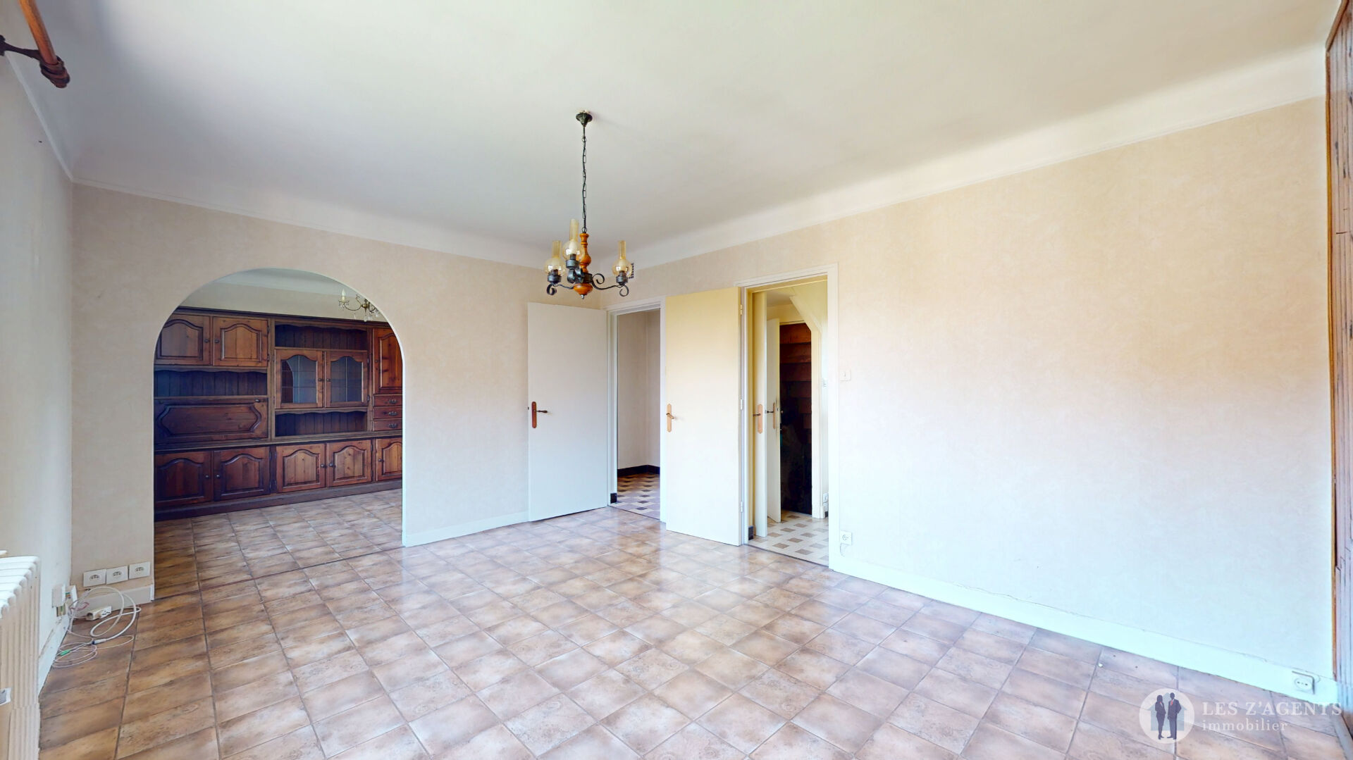 Photo Maison T6 de 155m² sur un terrain de 585m² image 6/6