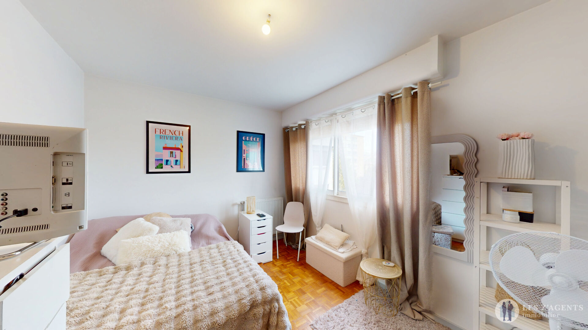 Photo GRAND T2 AVEC BALCON ET PARKING PRIVATIF image 3/6