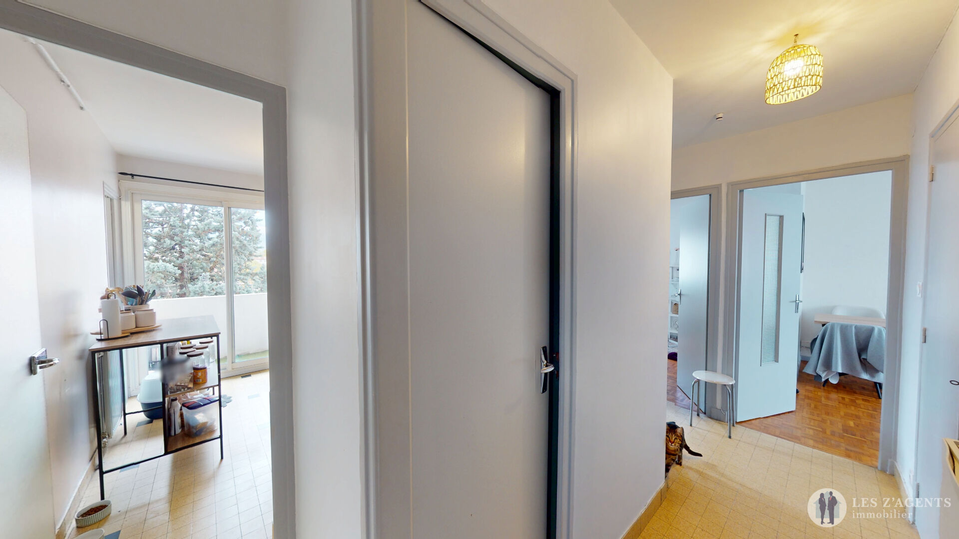 Photo GRAND T2 AVEC BALCON ET PARKING PRIVATIF image 4/6