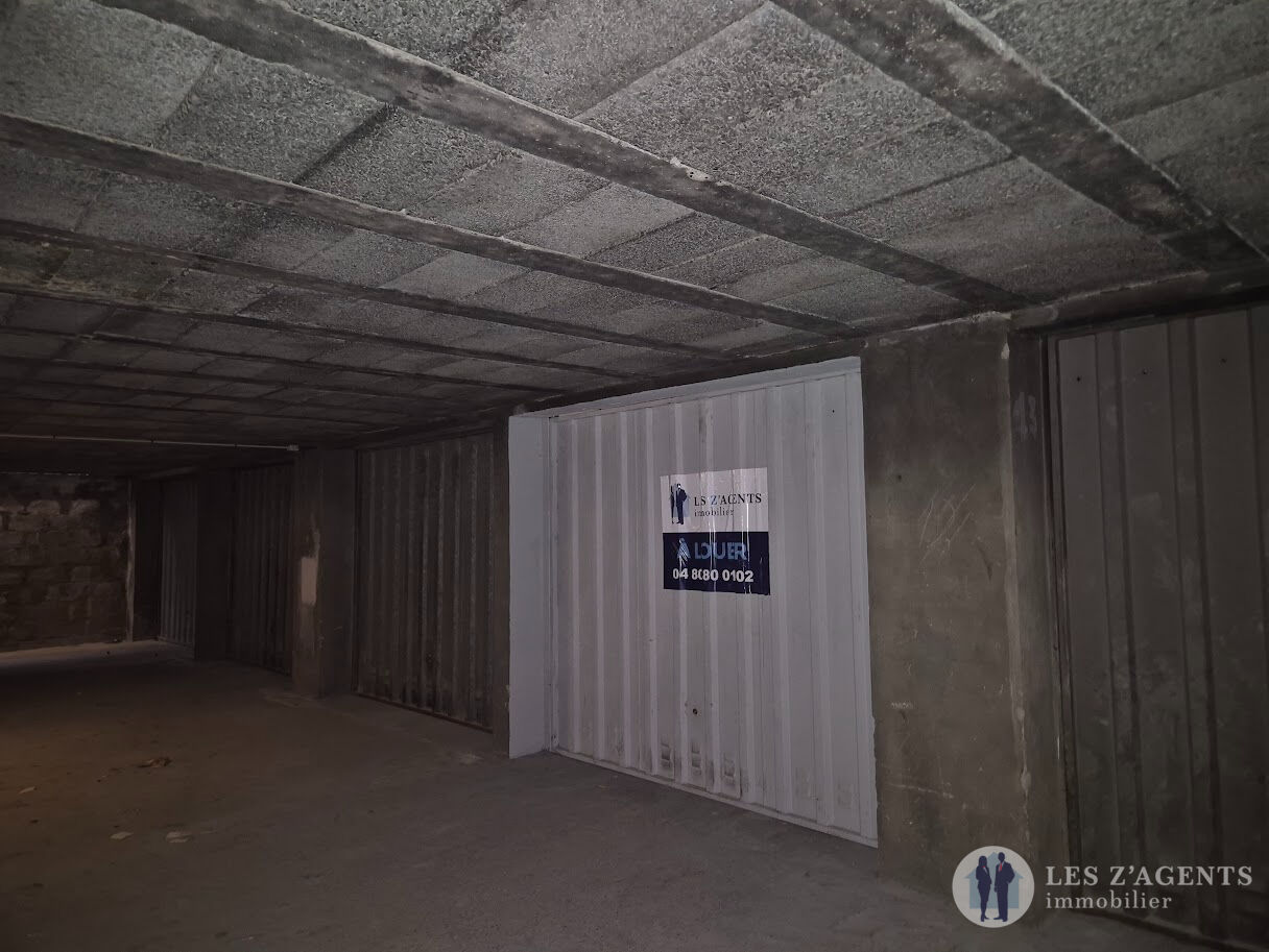 Photo GARAGE FERME  SECTEUR Léon Blum GRENOBLE image 5/6