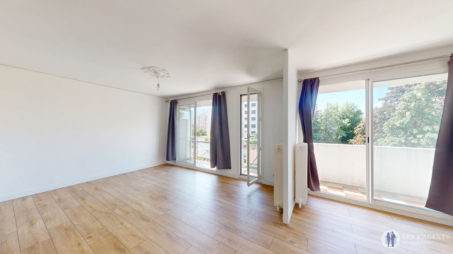 Photo Appartement Eybens T4 transformé en T3 de 73m² avec balcon + cave + place de parking image 1/6