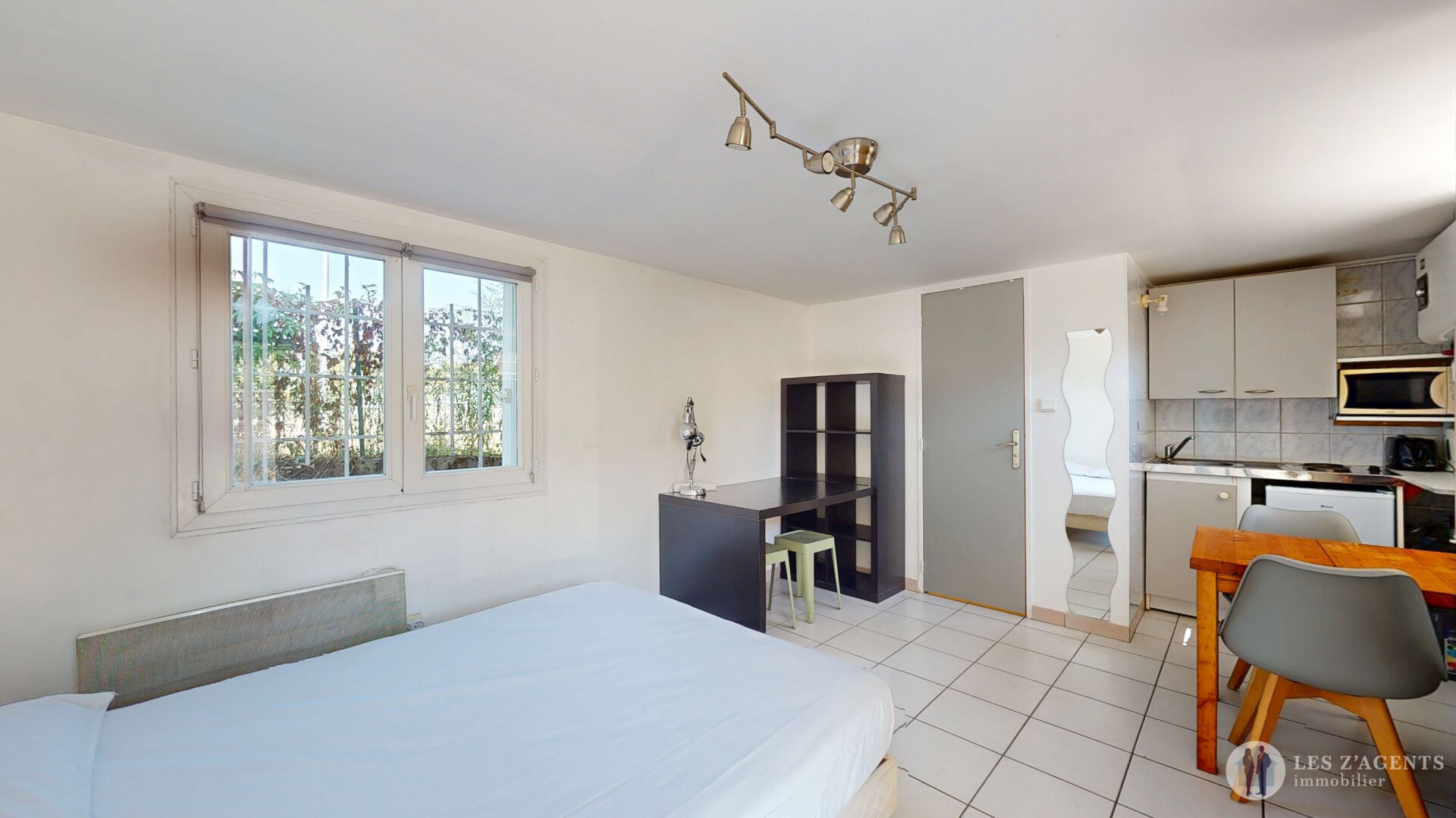 Studio de 18m² avec jardin privatif et stationnement