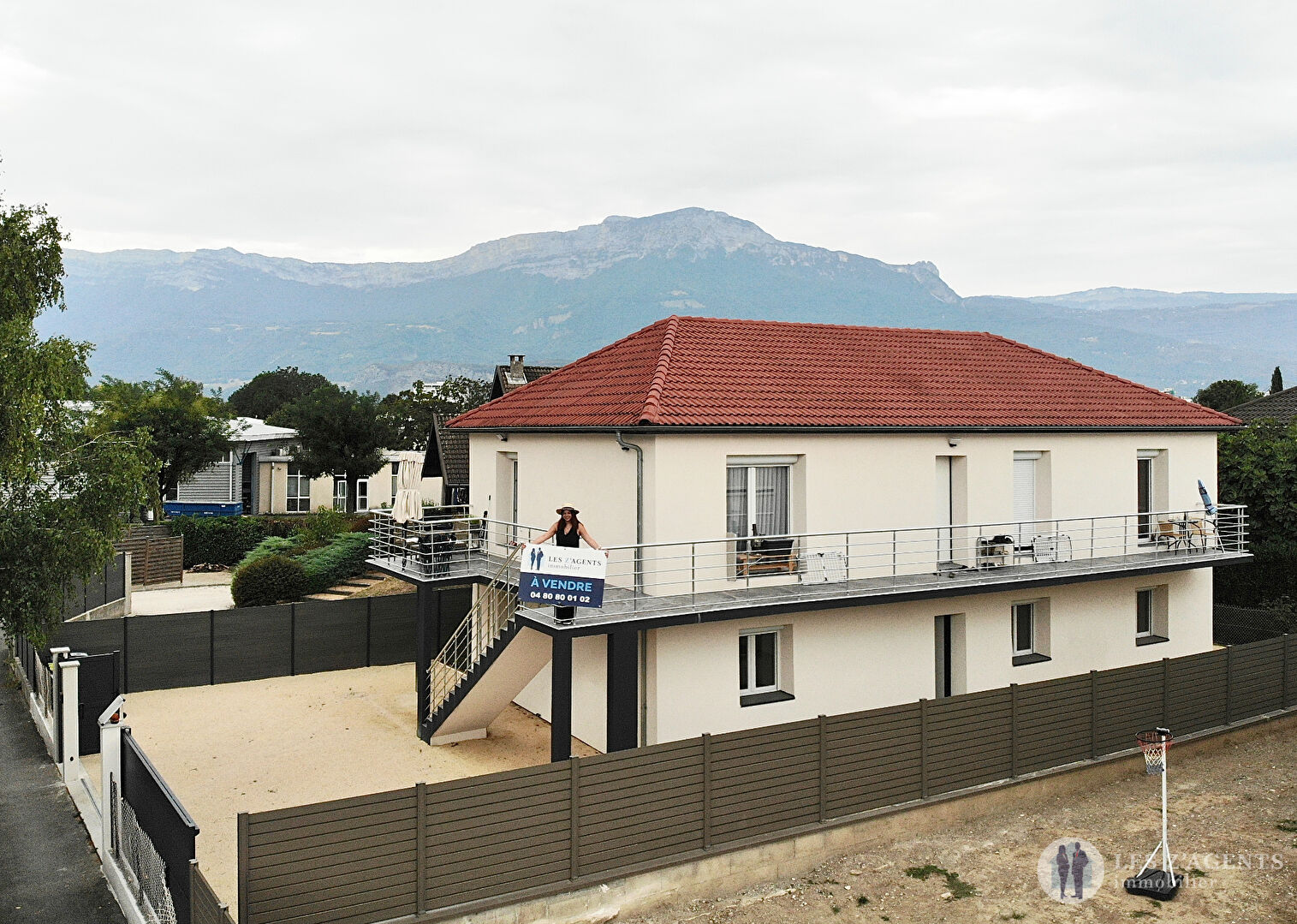 Photo T4 récent rez-de-jardin de 100m2 image 1/6