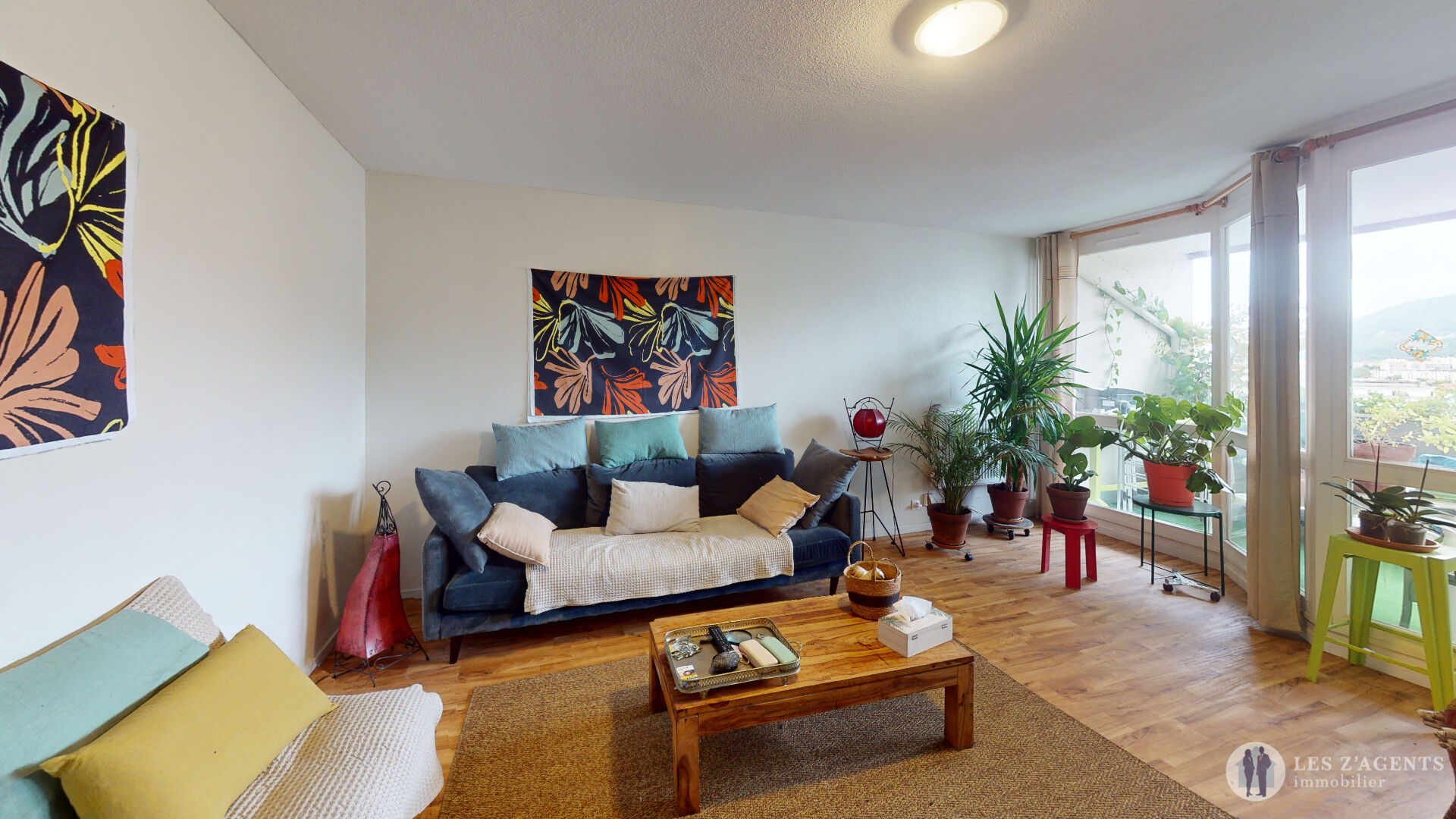 Photo T5 étage élevé avec extérieur + 2 parkings image 2/6