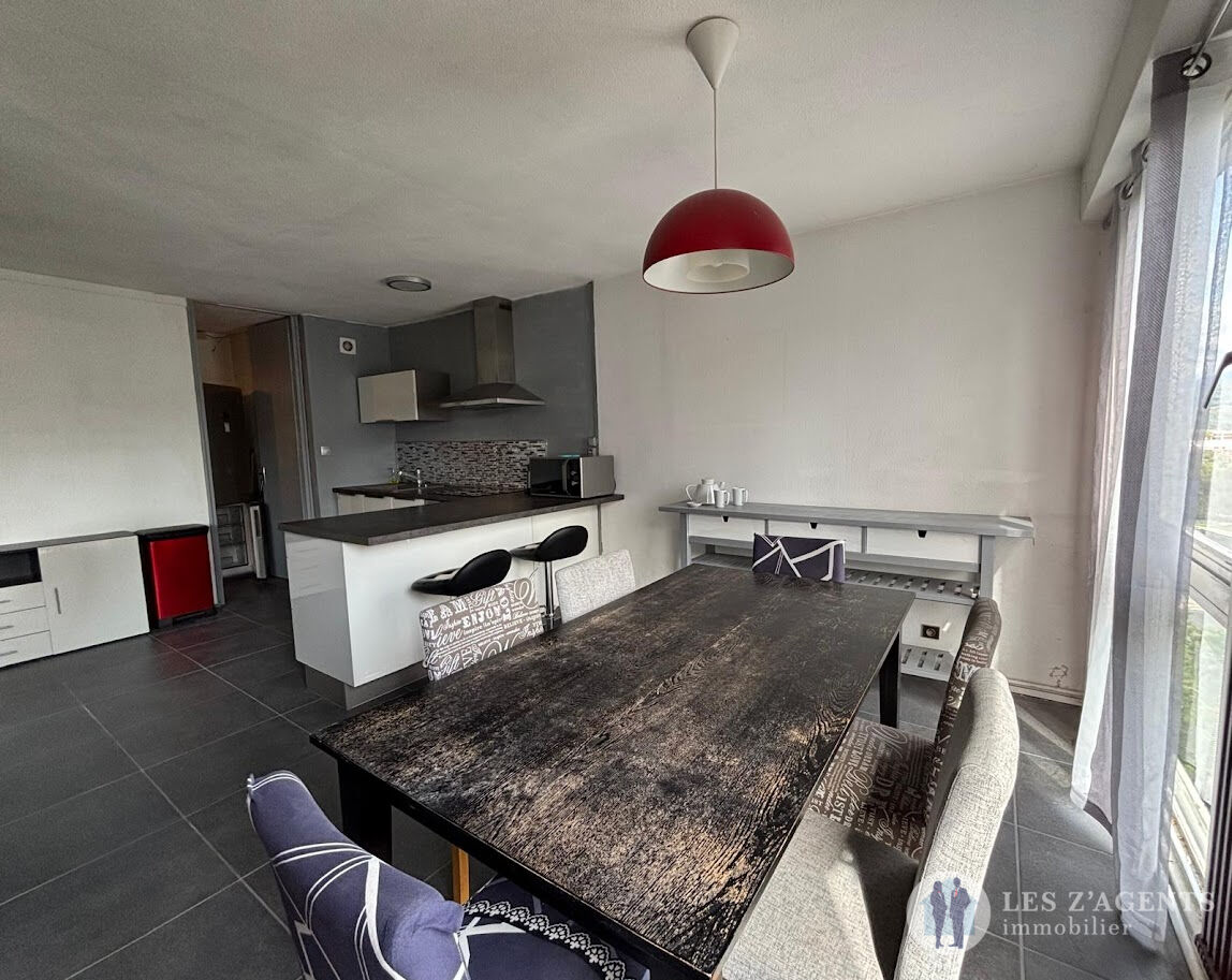 Photo APPARTEMENT  Duplex T3 meublé - GRENOBLE image 6/6