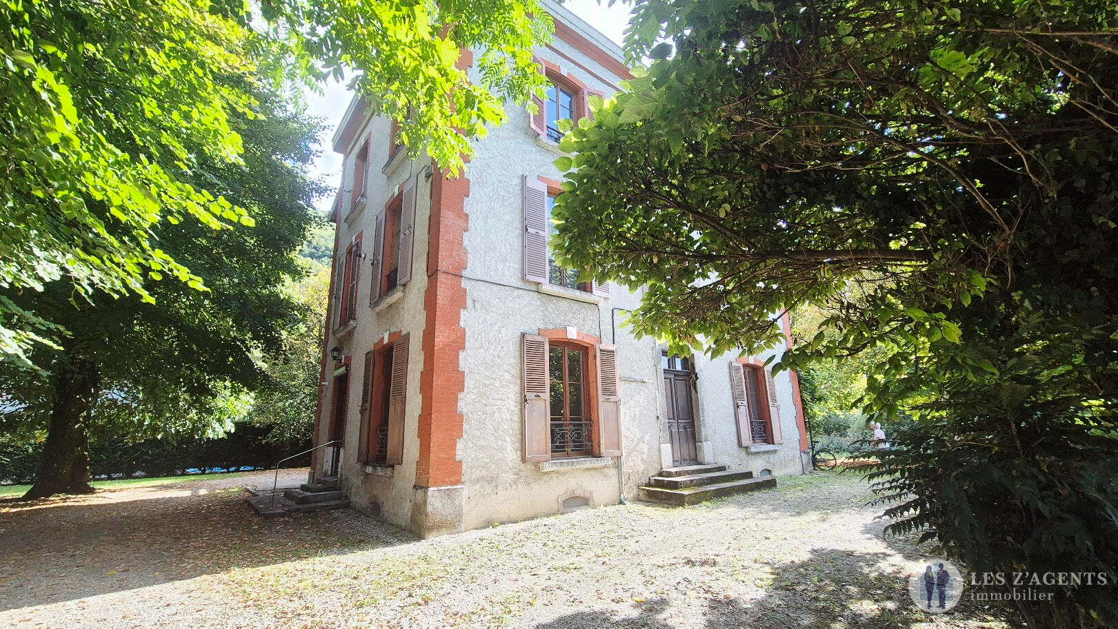 Bureaux  DOMENE  dans maison de prestige