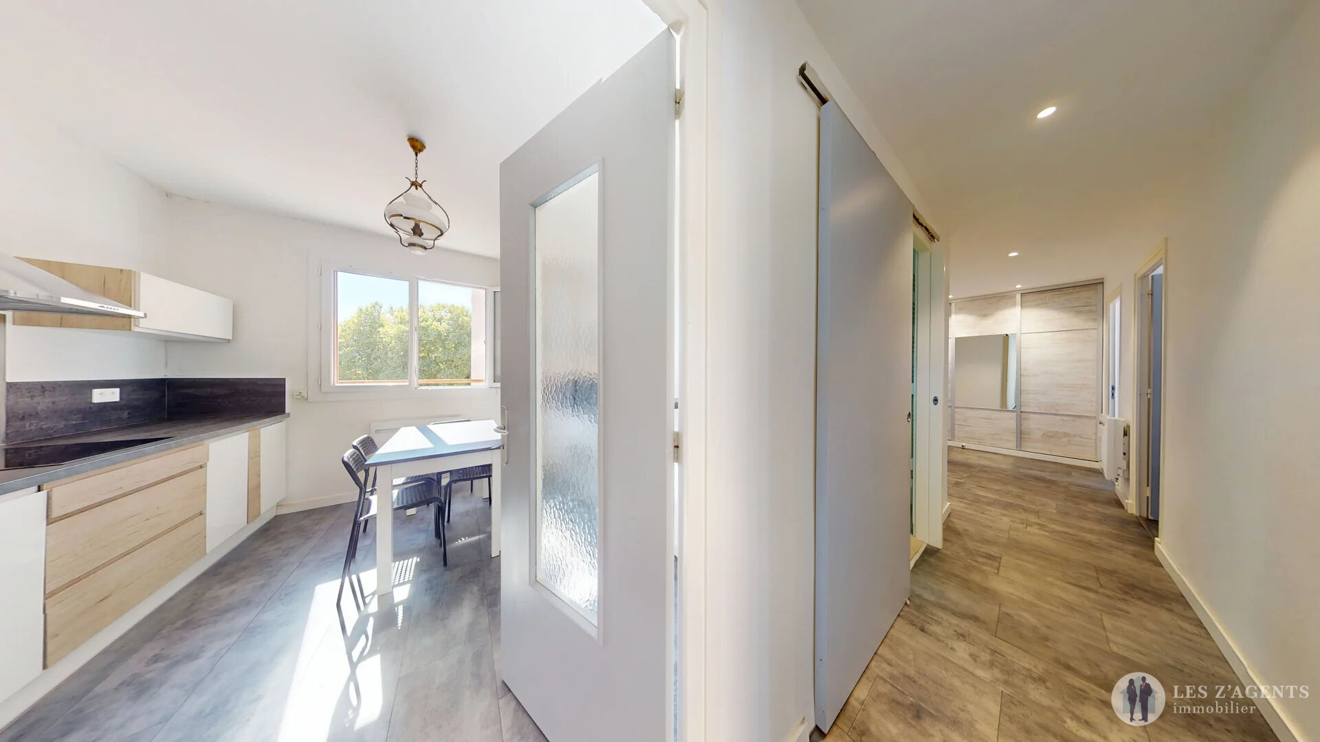 Photo Appartement  T3 meublé 71.61 m2 - GRENOBLE image 6/6