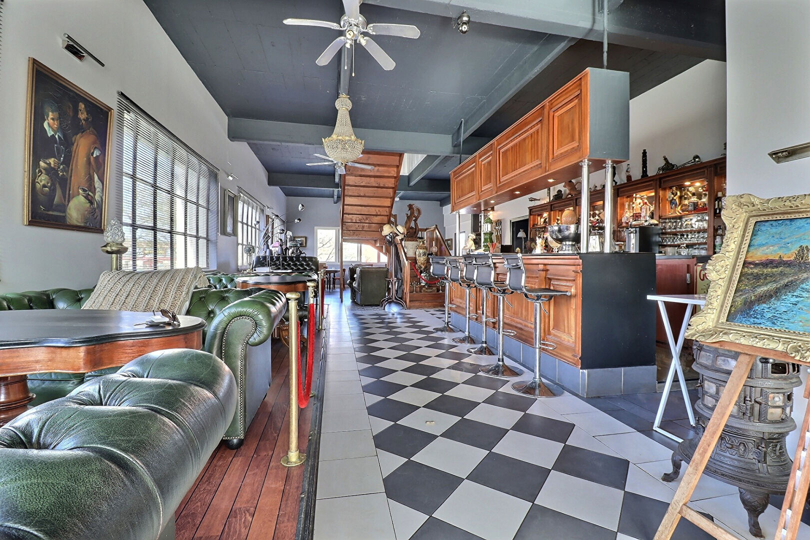 Agence immobilière de L'INTERMEDIAIRE Paris